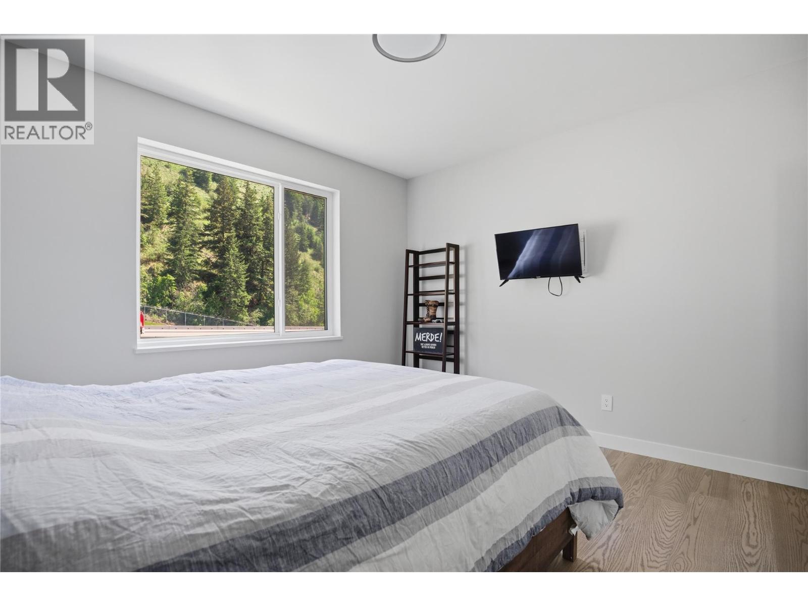 1015 Paquette Road - 28