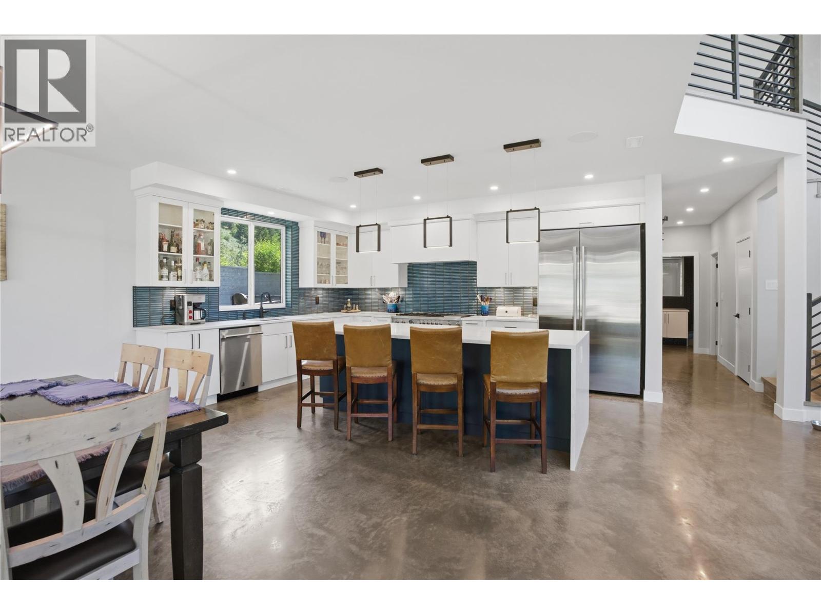 1015 Paquette Road - 9