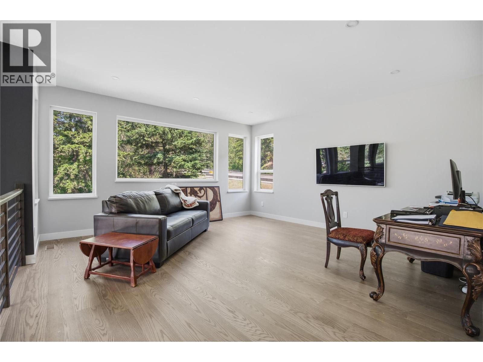 1015 Paquette Road - 26