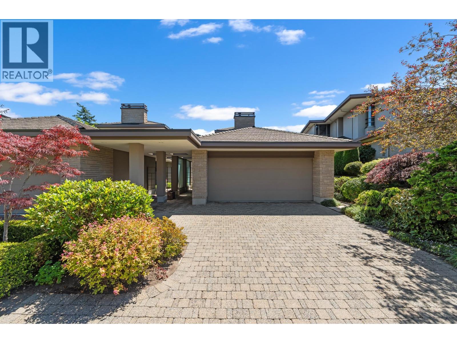 4936 MEADFEILD ROAD, West Vancouver