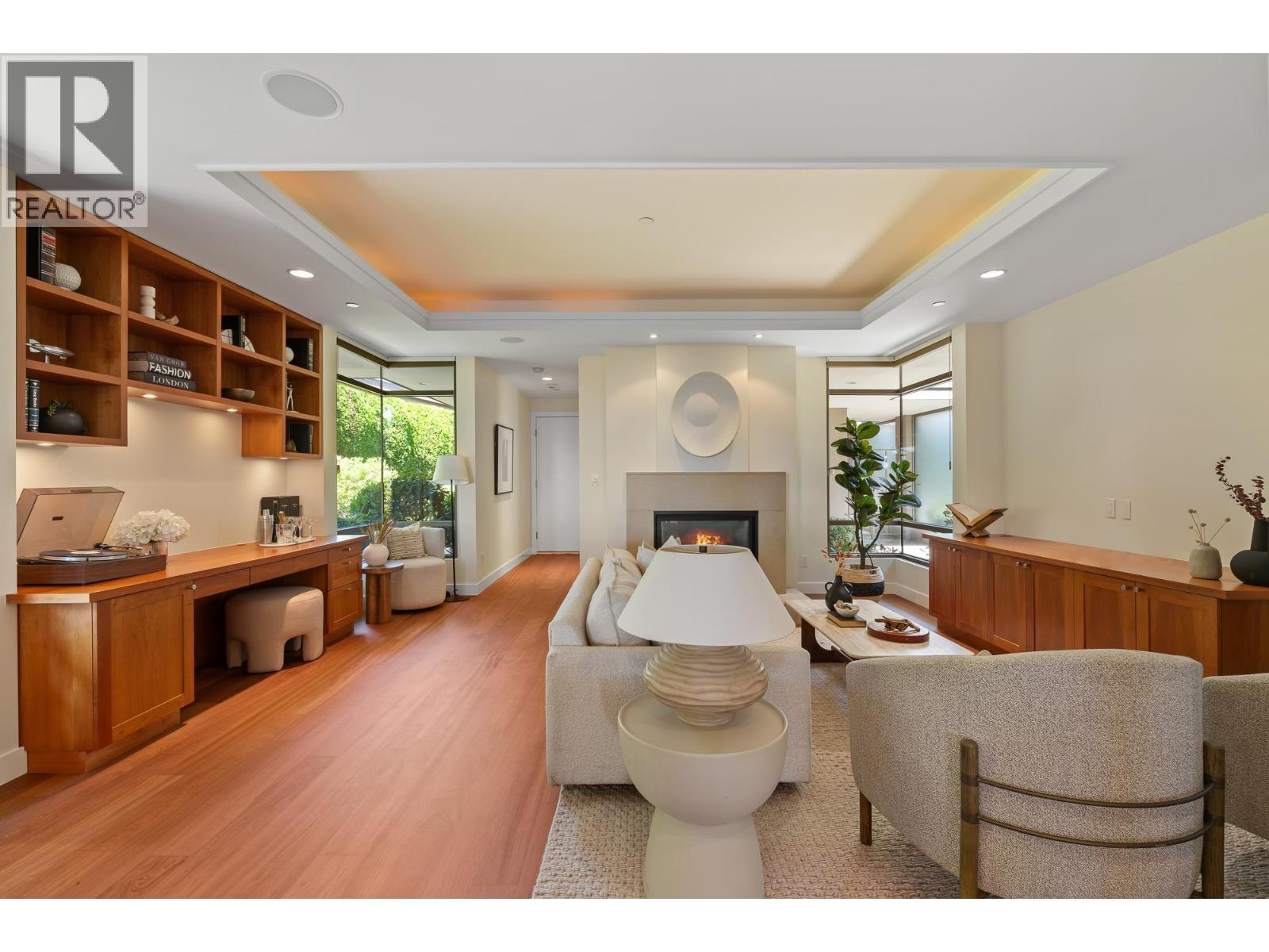 4936 MEADFEILD ROAD, West Vancouver