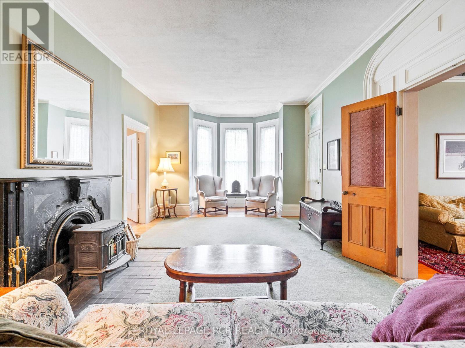 11 THIRD AVENUE - 12