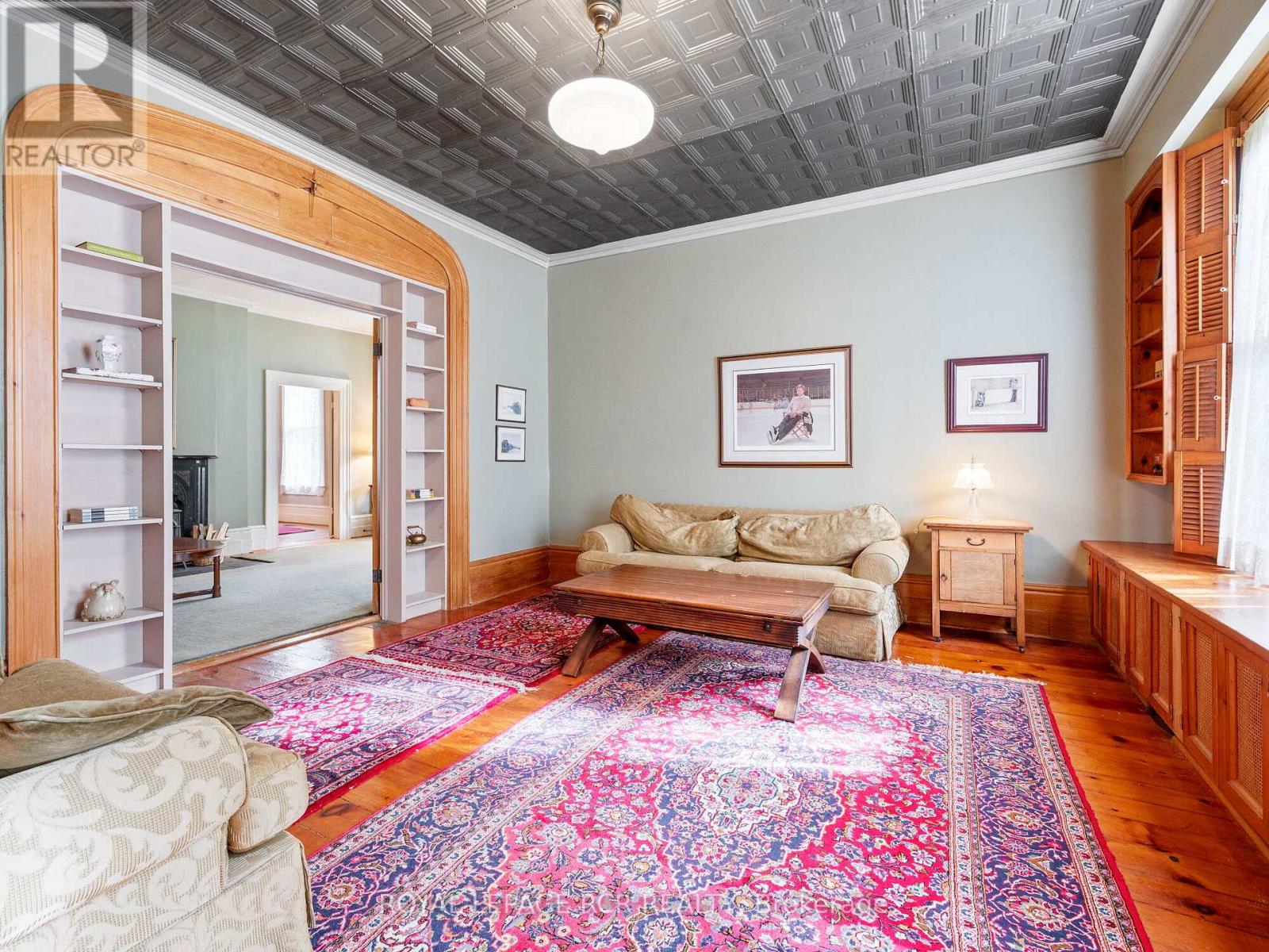 11 THIRD AVENUE - 10