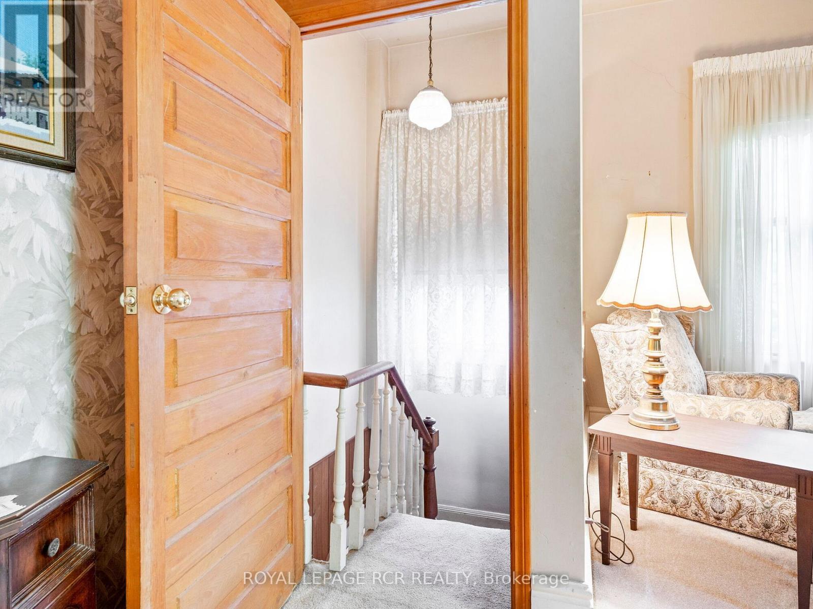 11 THIRD AVENUE - 28