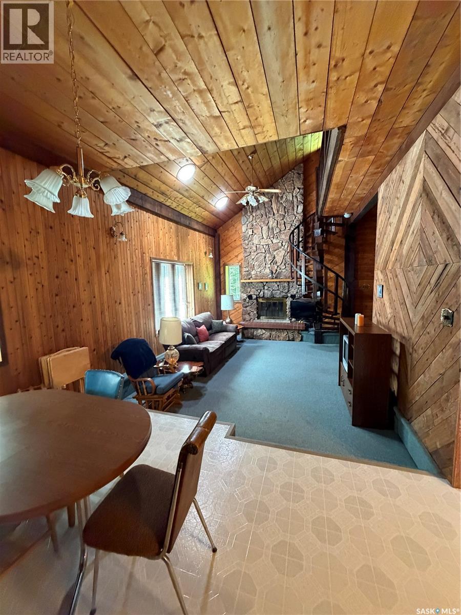 110 Deer Cres - 11