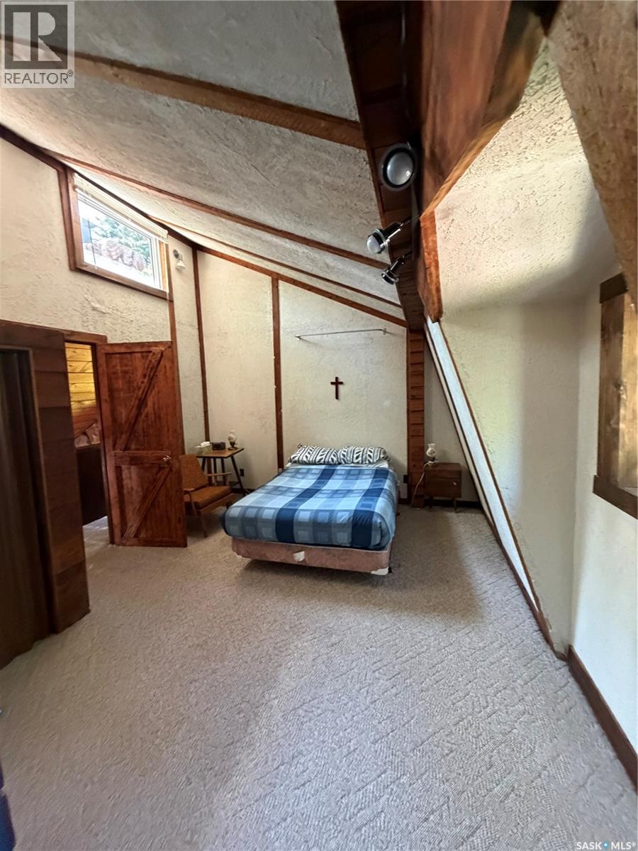 110 Deer Cres - 16
