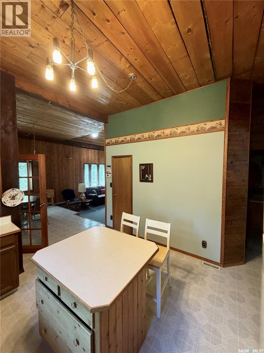 110 Deer Cres - 4