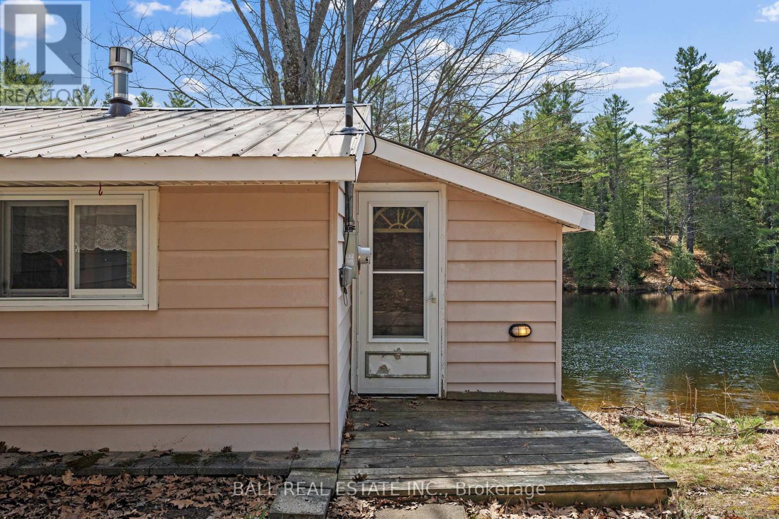 1089 CEDAR CREST LANE - 36