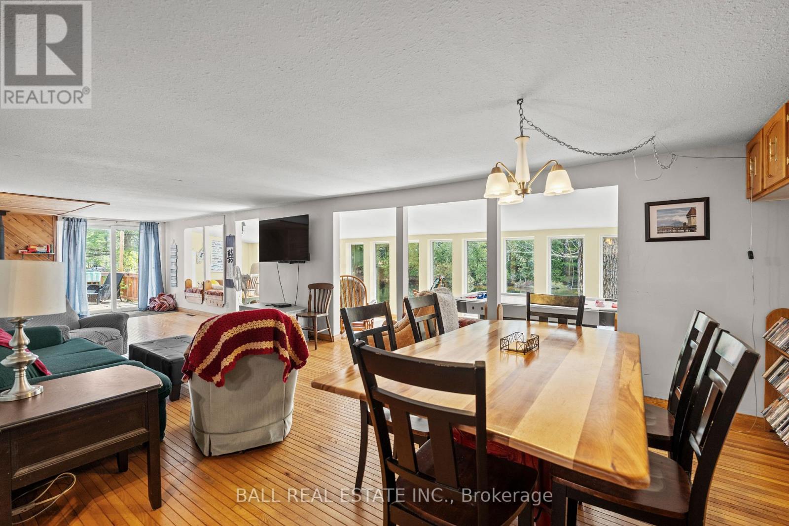 1089 CEDAR CREST LANE - 35