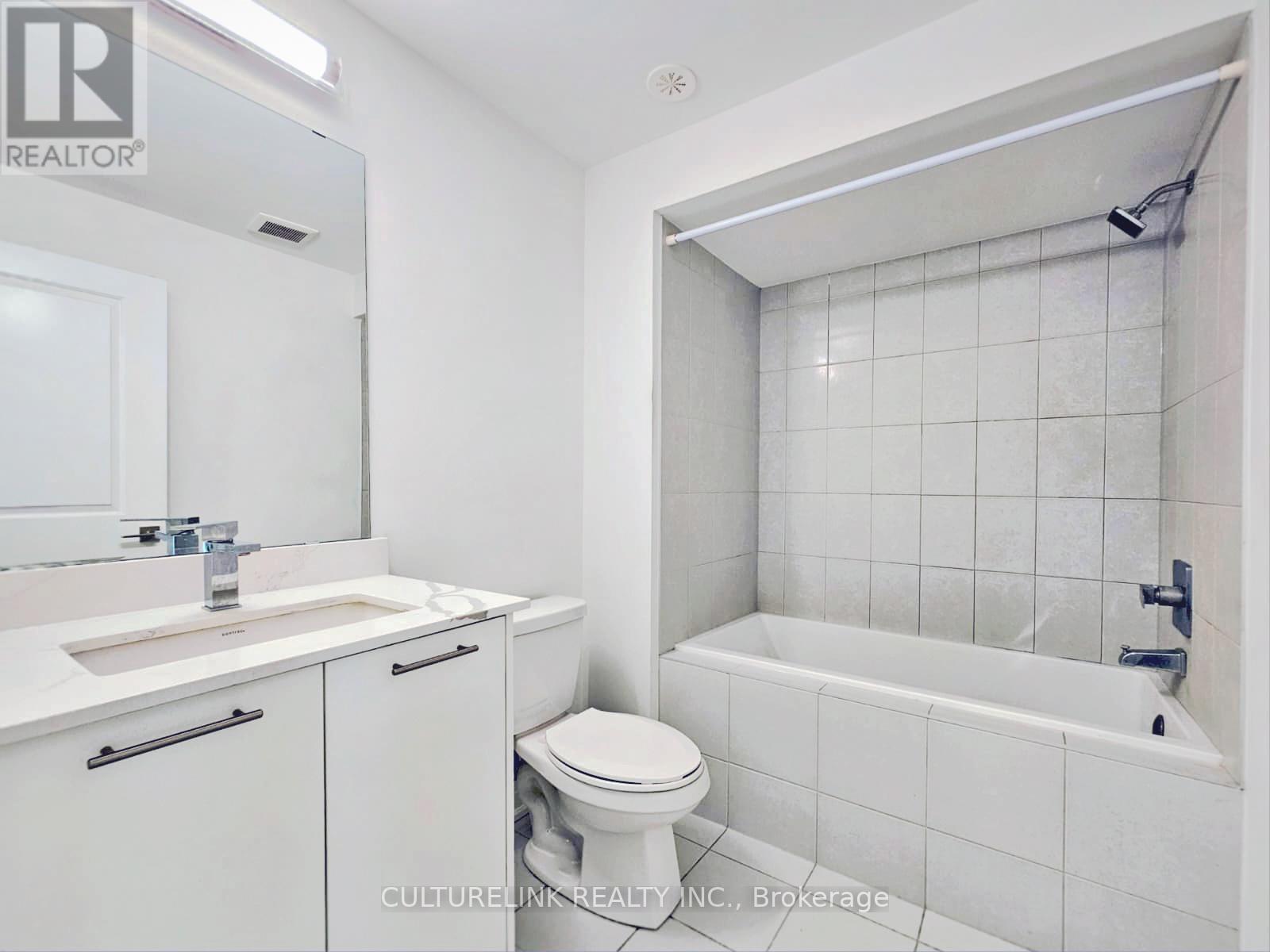 551 NEW ENGLAND COURT - 30
