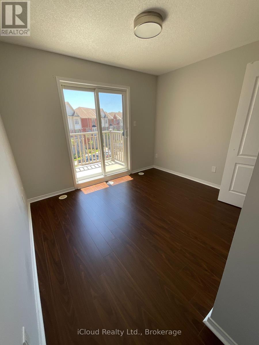 #8 3070 THOMAS STREET - 27