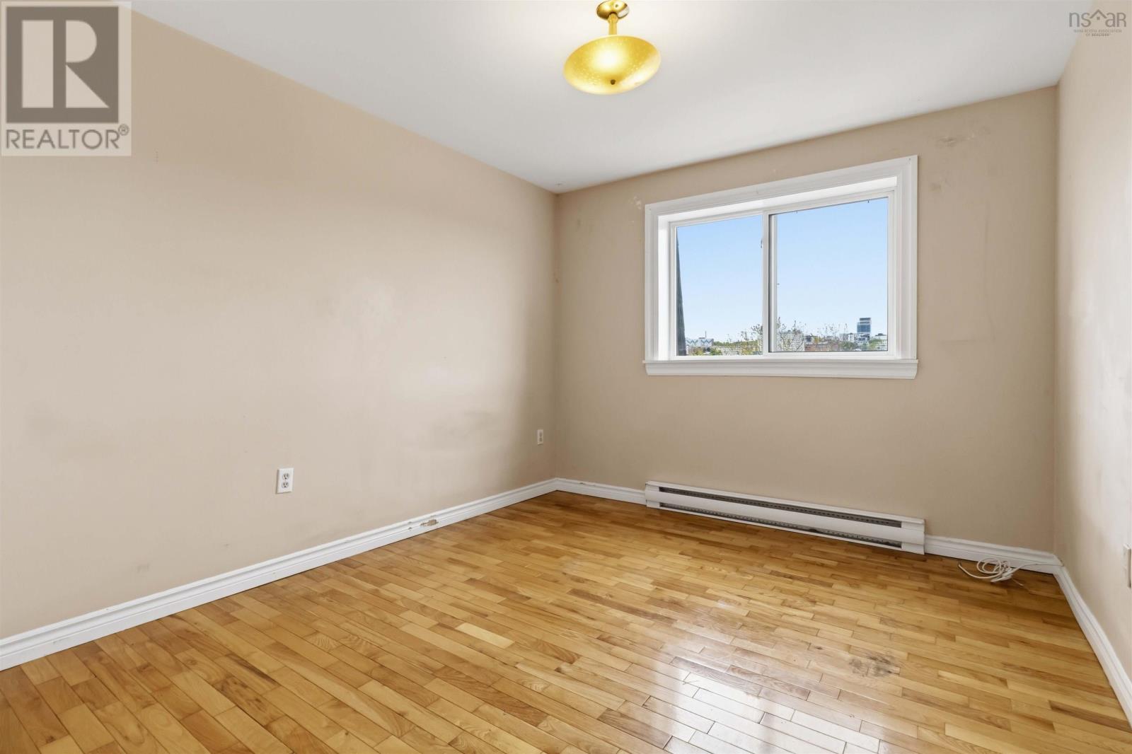 Property 20 of 30 of #323 7 Jamieson Street