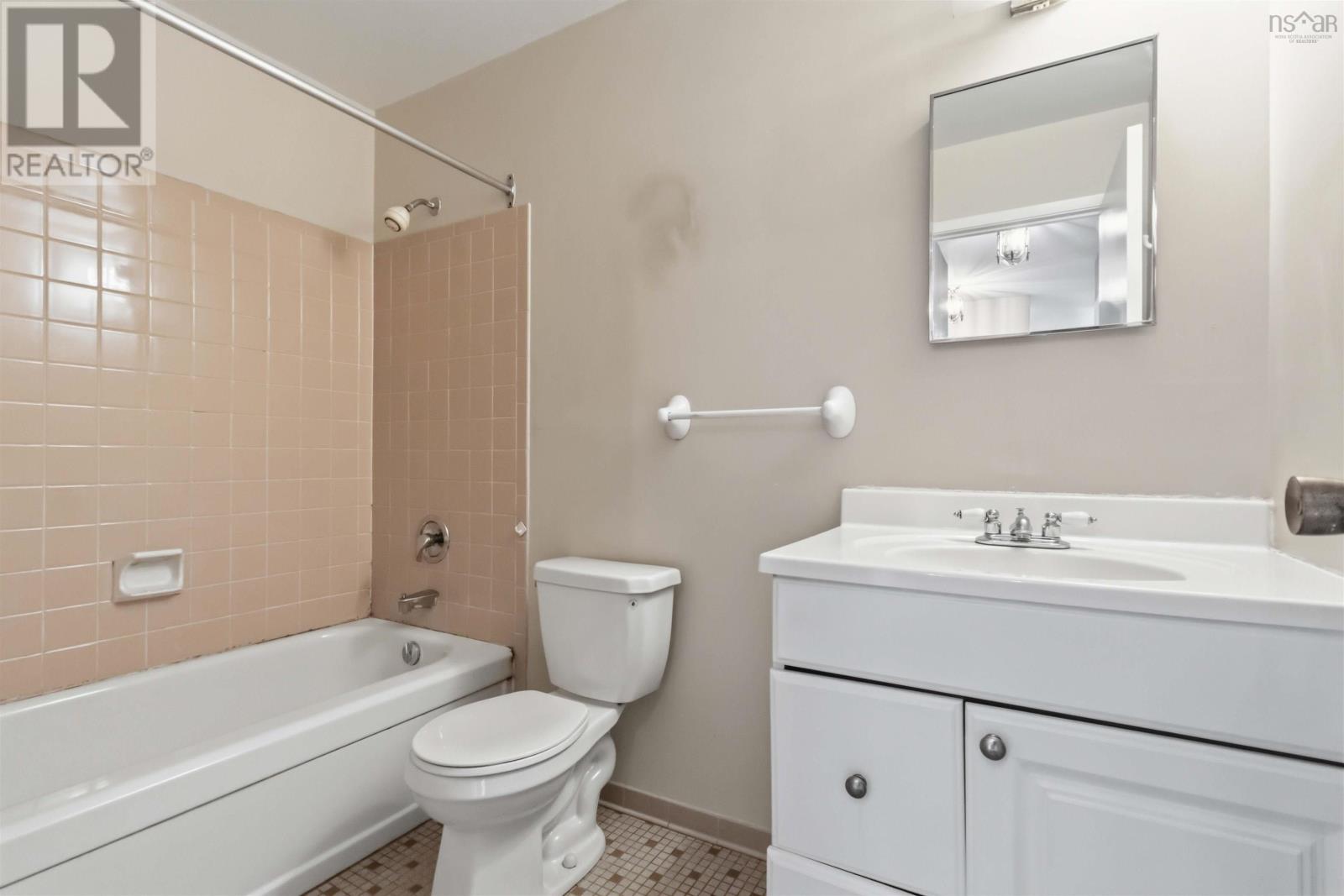 Property 25 of 30 of #323 7 Jamieson Street