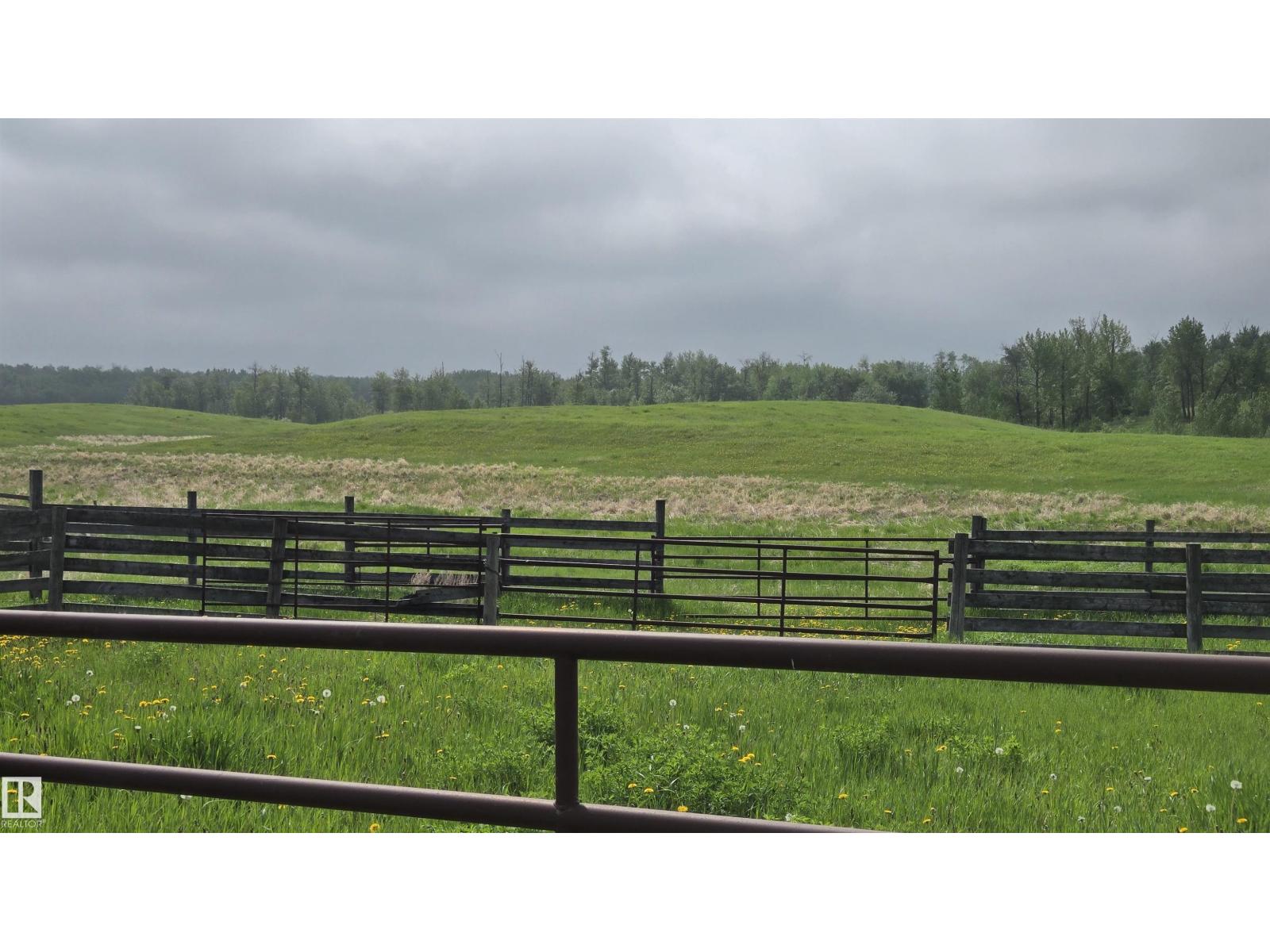 11 TWIN LAKES DR — photo 42
