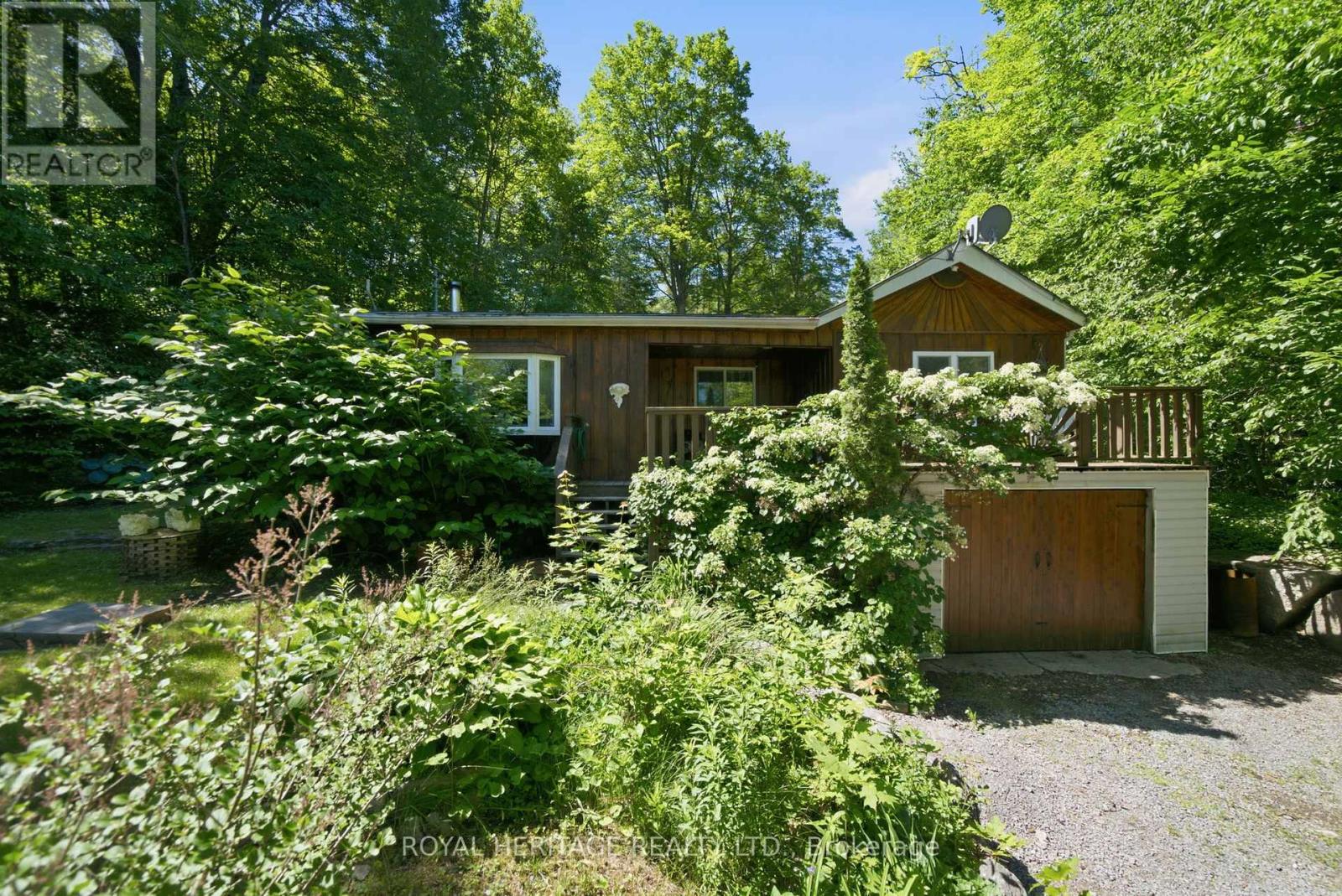 95 WHISPERING WATERS ROAD - 2