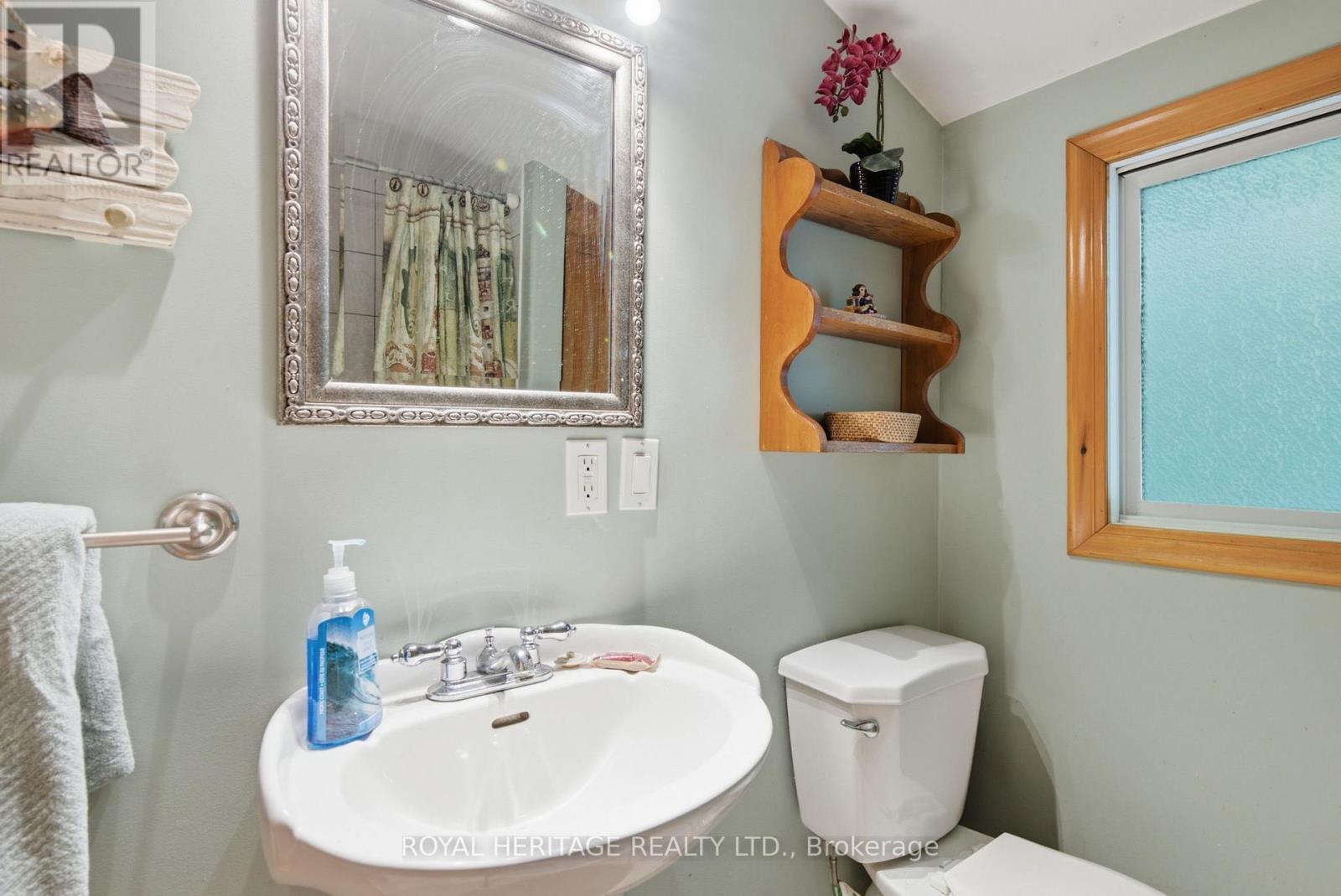 95 WHISPERING WATERS ROAD - 28