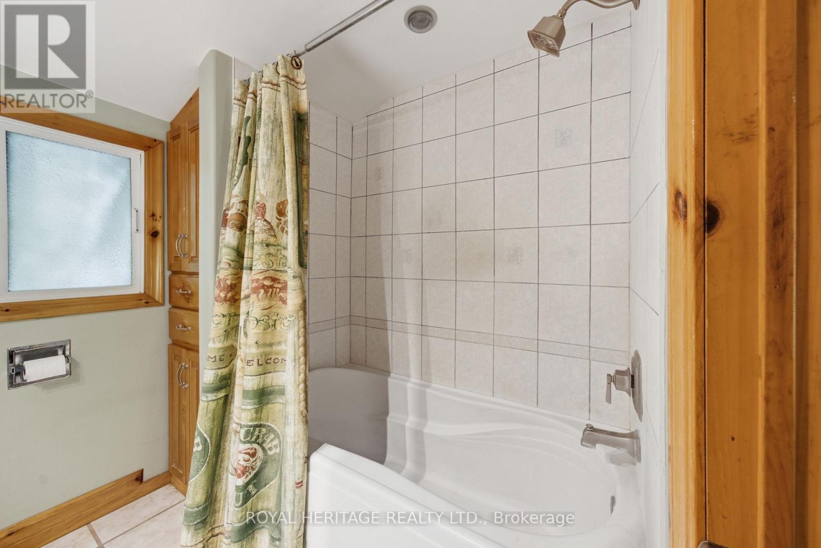 95 WHISPERING WATERS ROAD - 29
