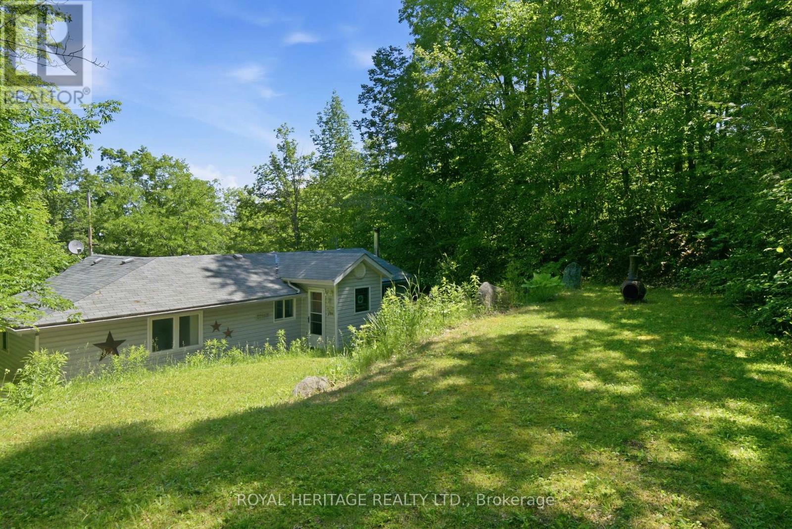 95 WHISPERING WATERS ROAD - 40