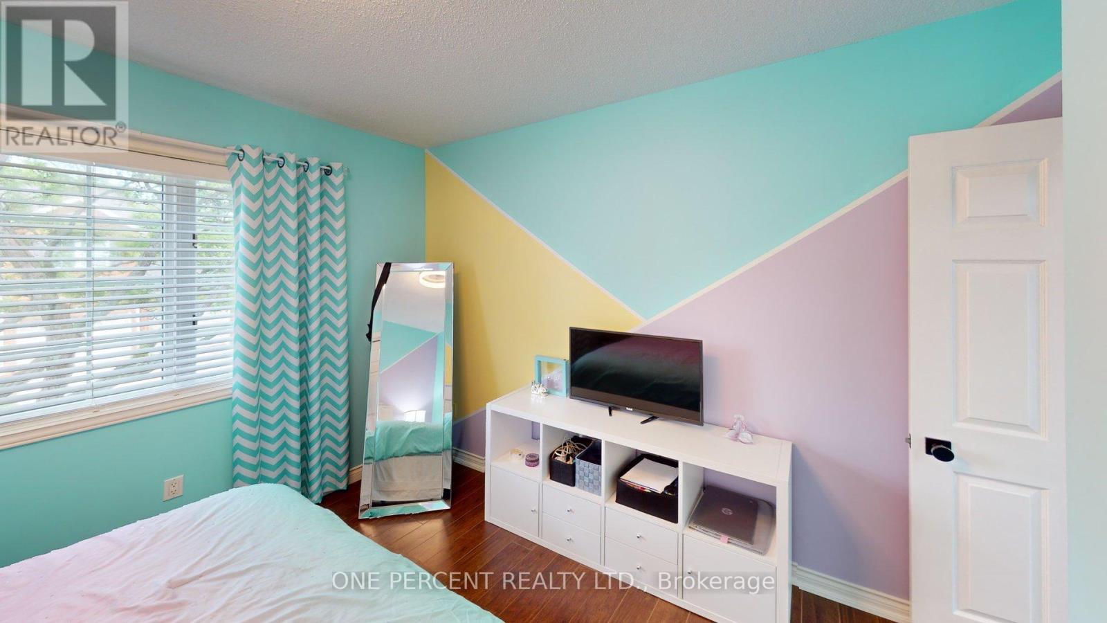 #22 275 PELHAM ROAD - 15