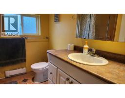 12 Specht Road, Cherryville, BC V0E2G3 Photo 19