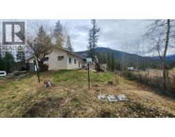 12 Specht Road, Cherryville, BC V0E2G3 Photo 18