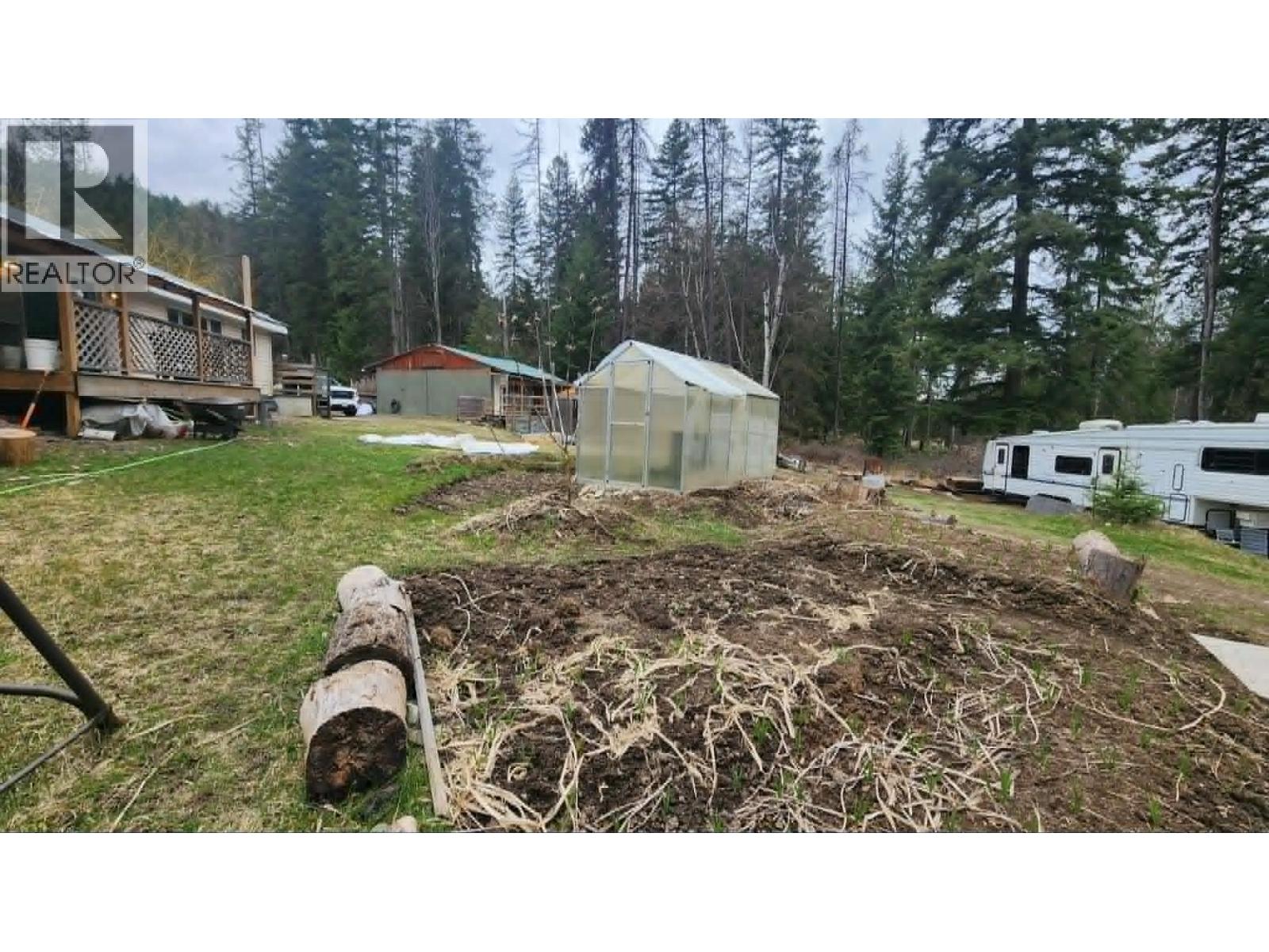 12 Specht Road - 30