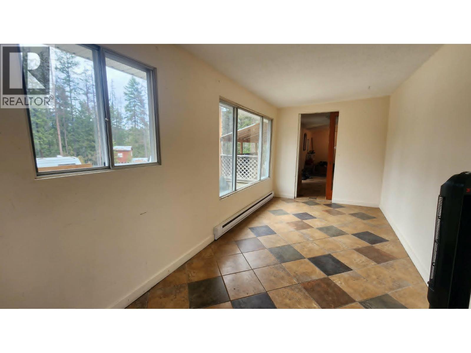12 Specht Road - 2