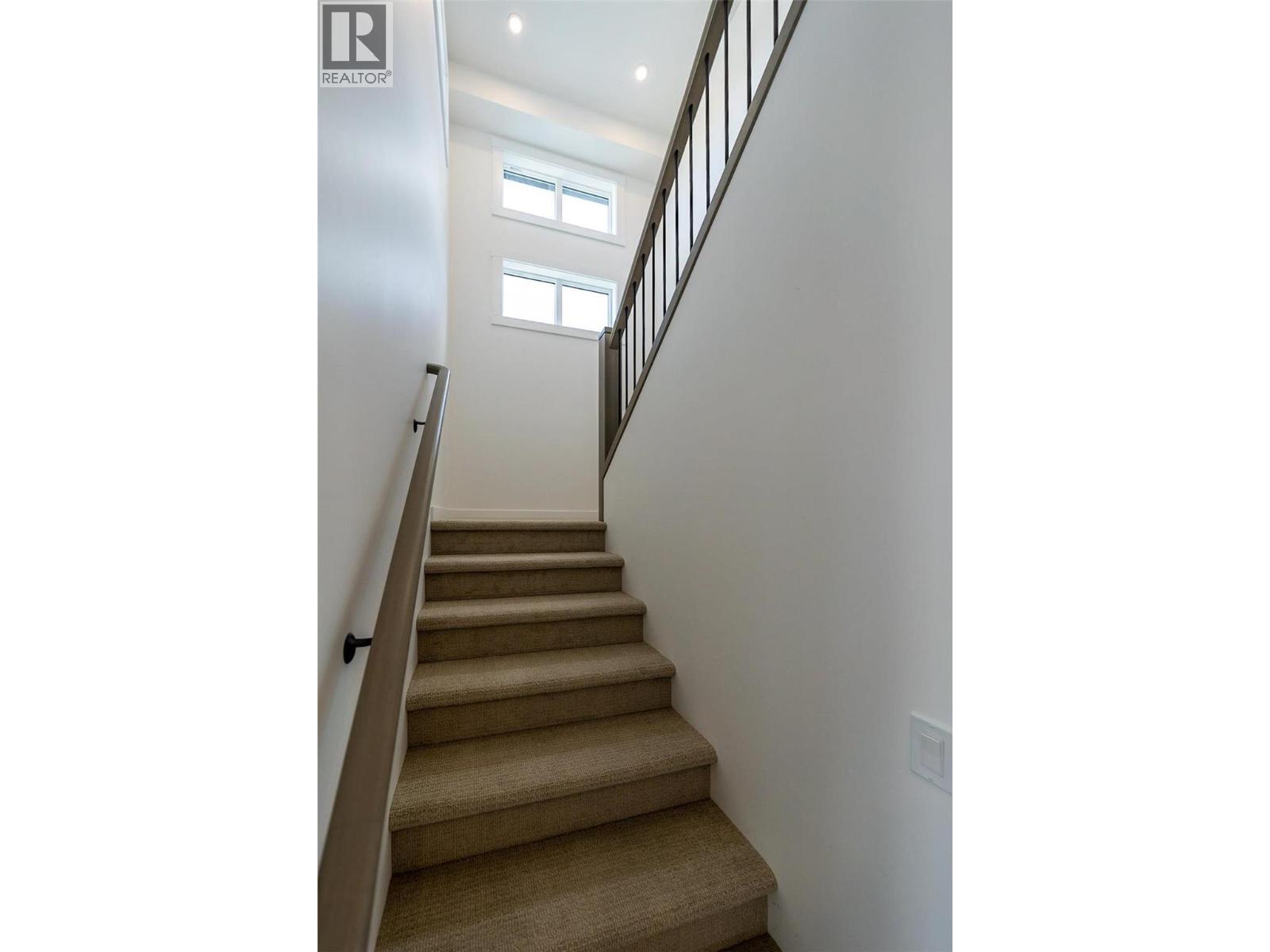 703 Lake Court - 15