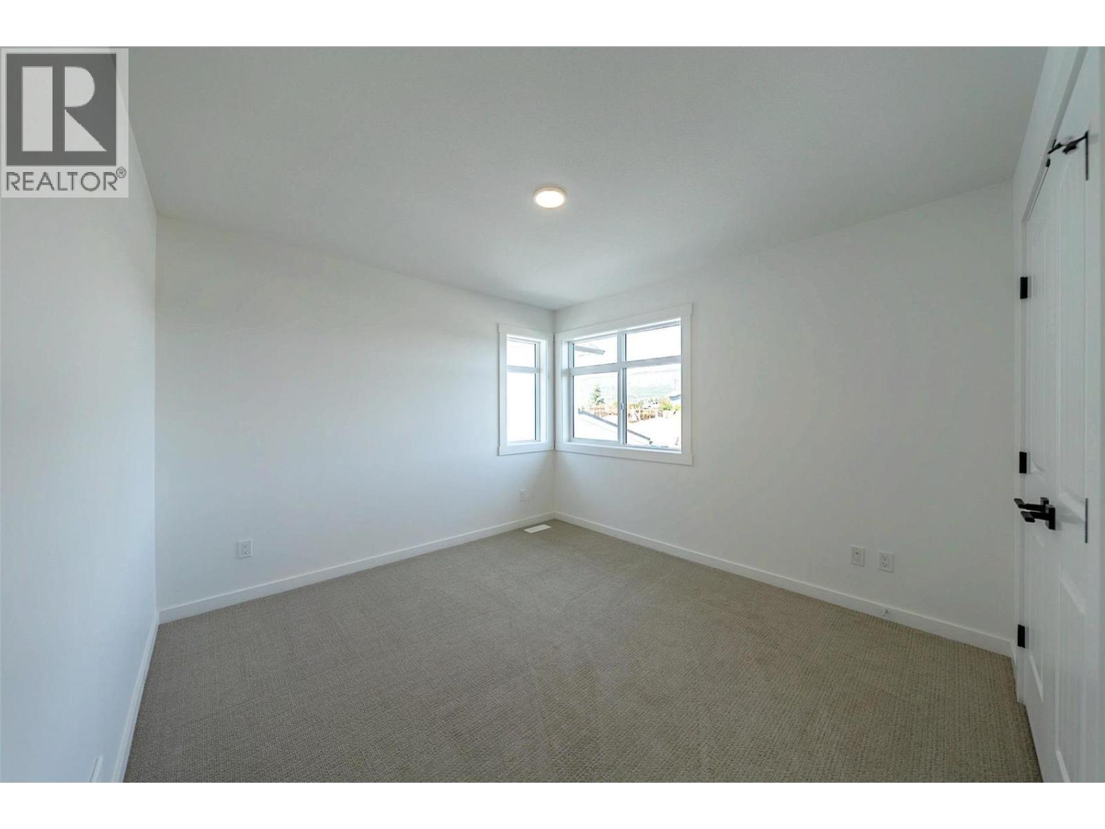 703 Lake Court - 24