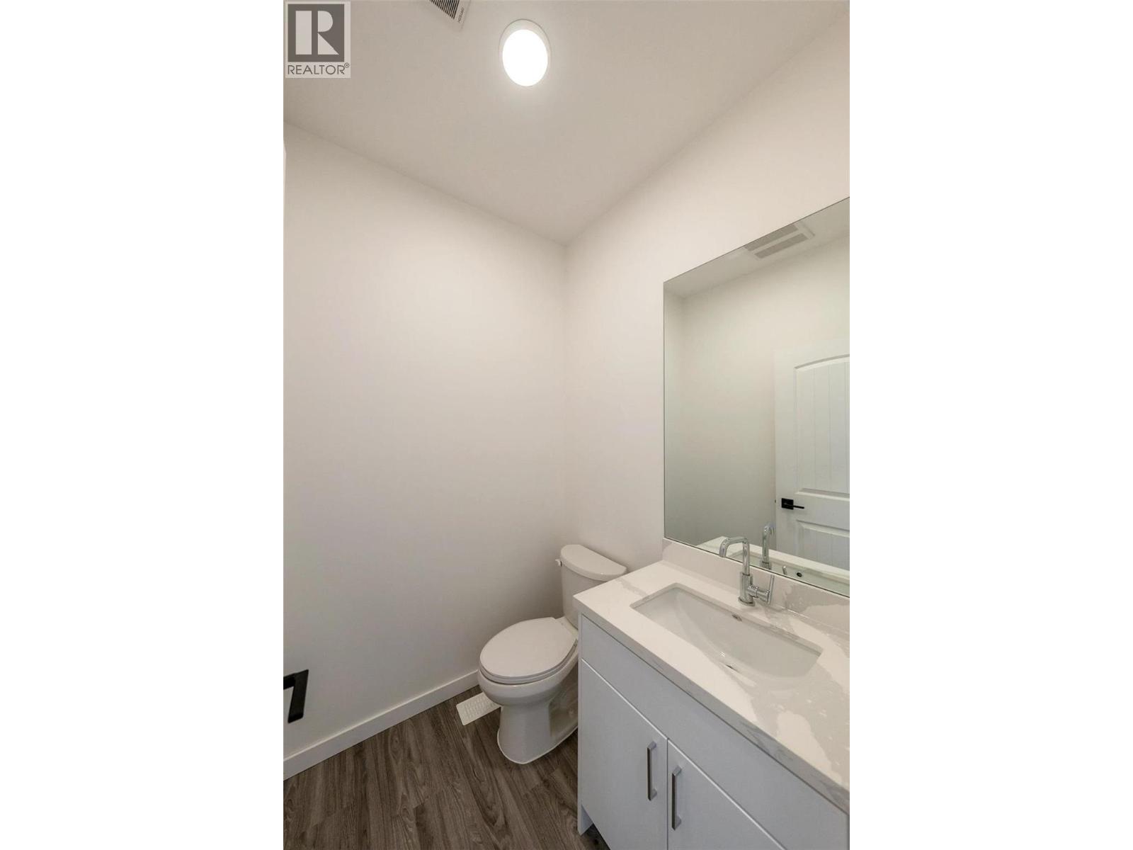 703 Lake Court - 13