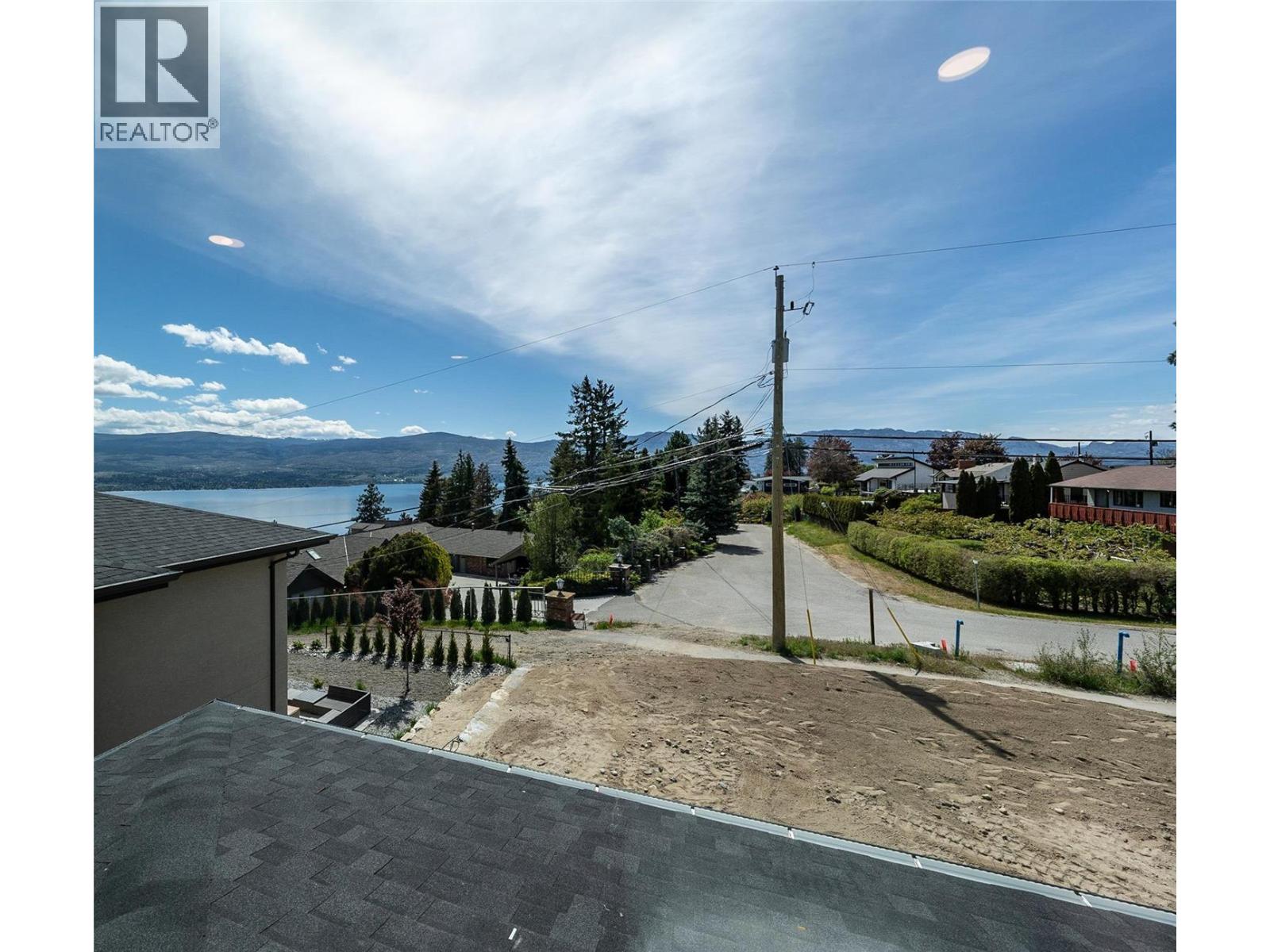 703 Lake Court - 21