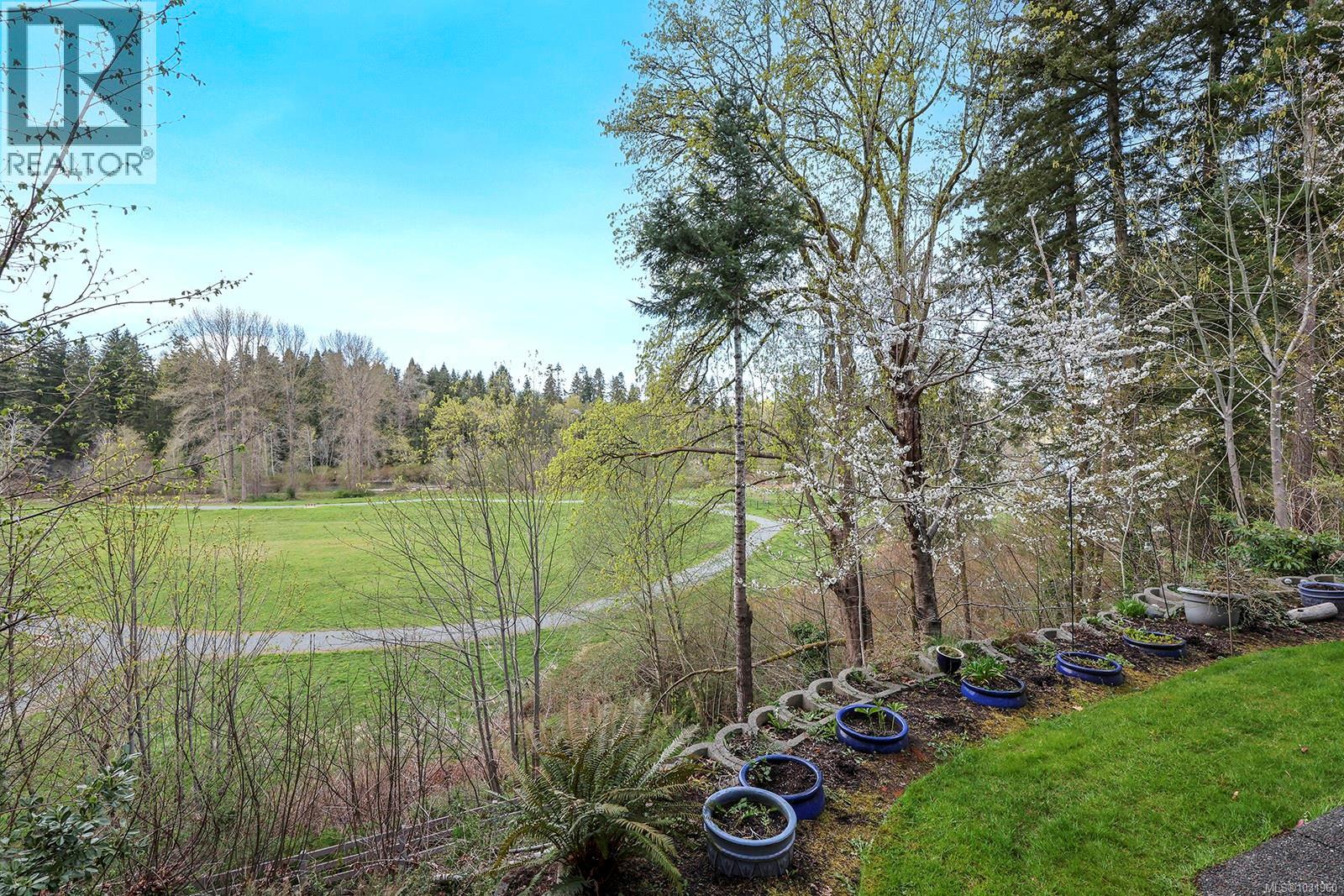 325 Harmston Ave - 21