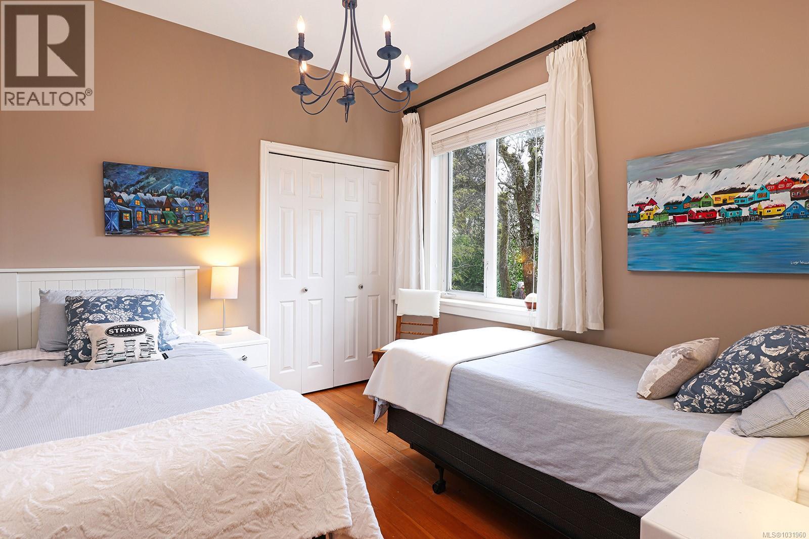 325 Harmston Ave - 27