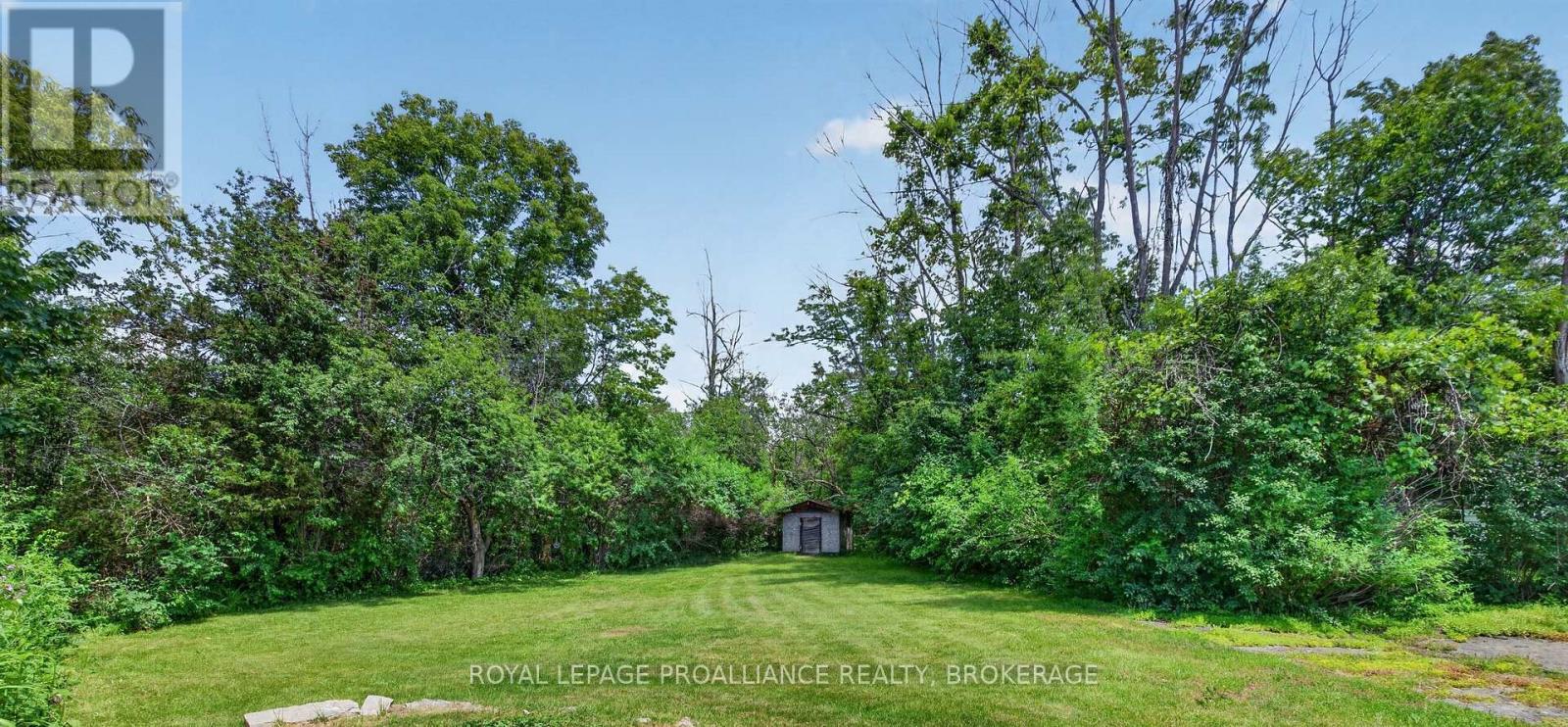 1912 SYDENHAM ROAD - 32