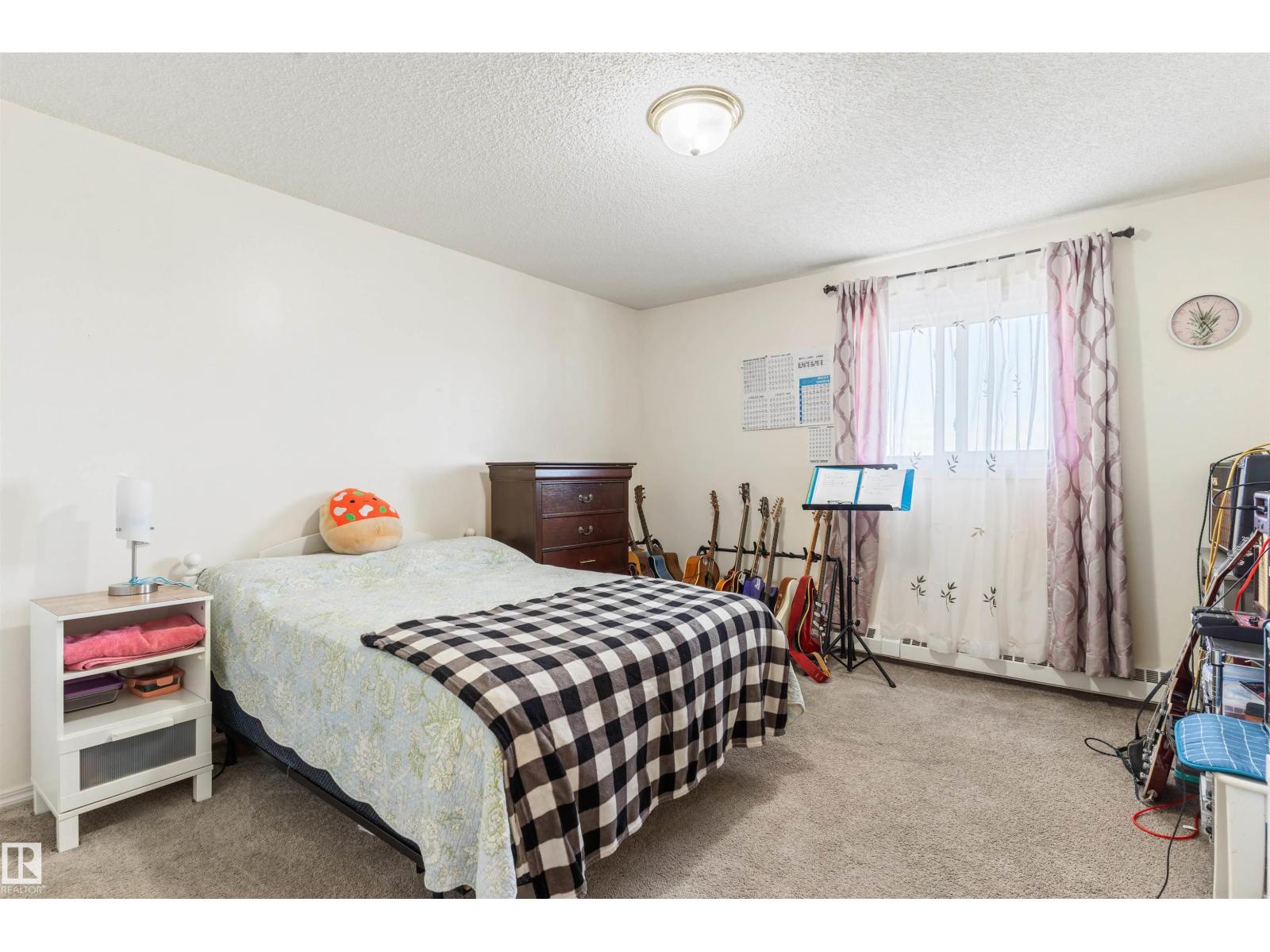 #403 18020 95 AV NW - 21