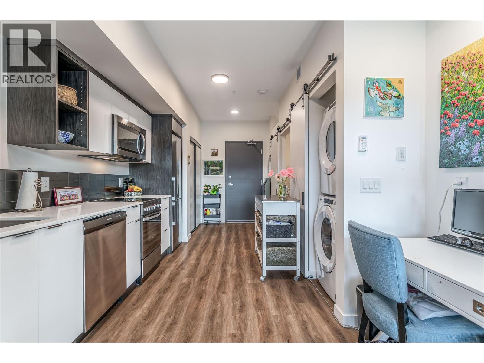 411 615 Rutland Road North, Kelowna