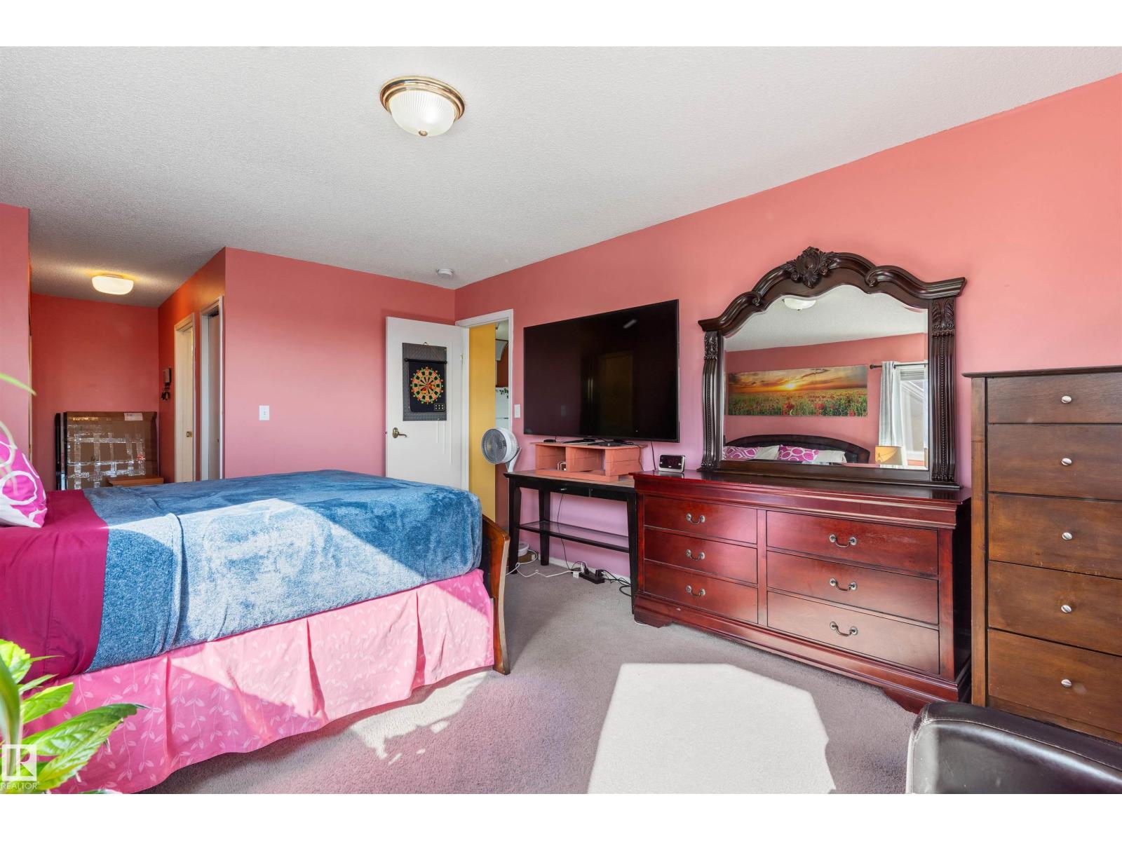 #403 18020 95 AV NW - 18