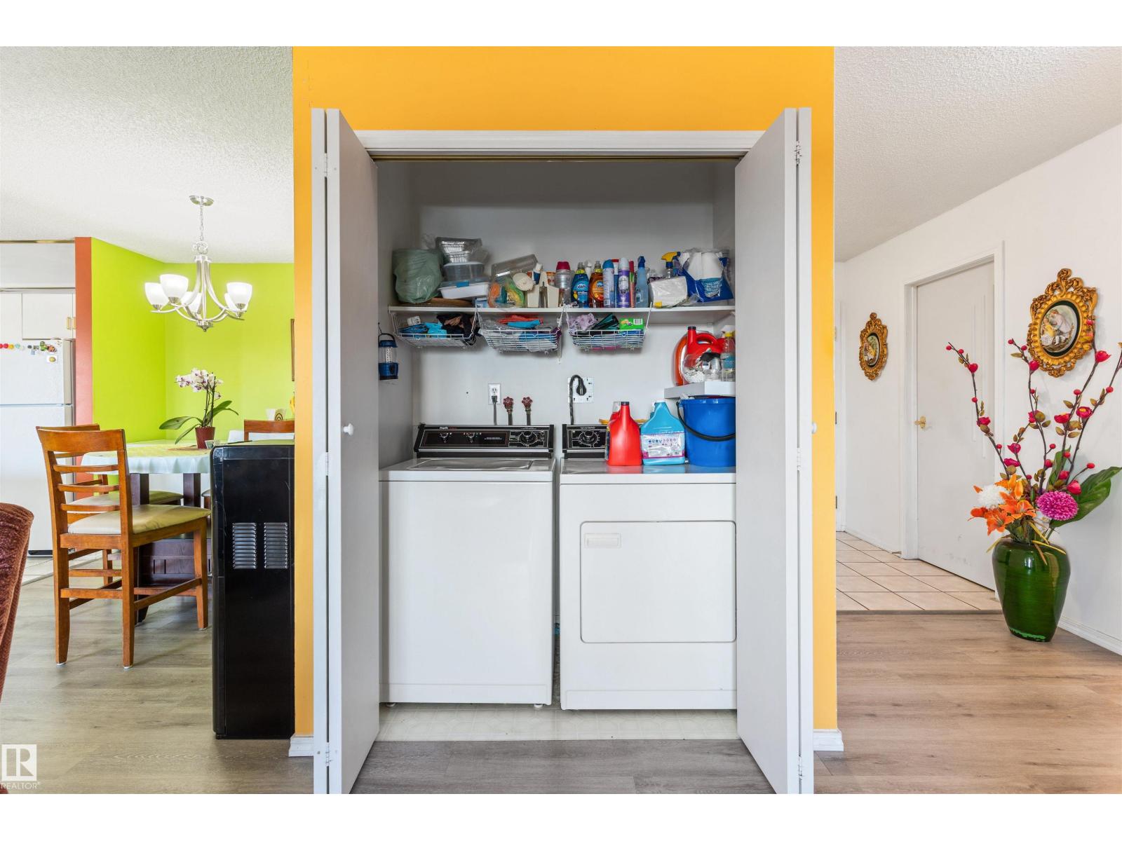 #403 18020 95 AV NW - 23