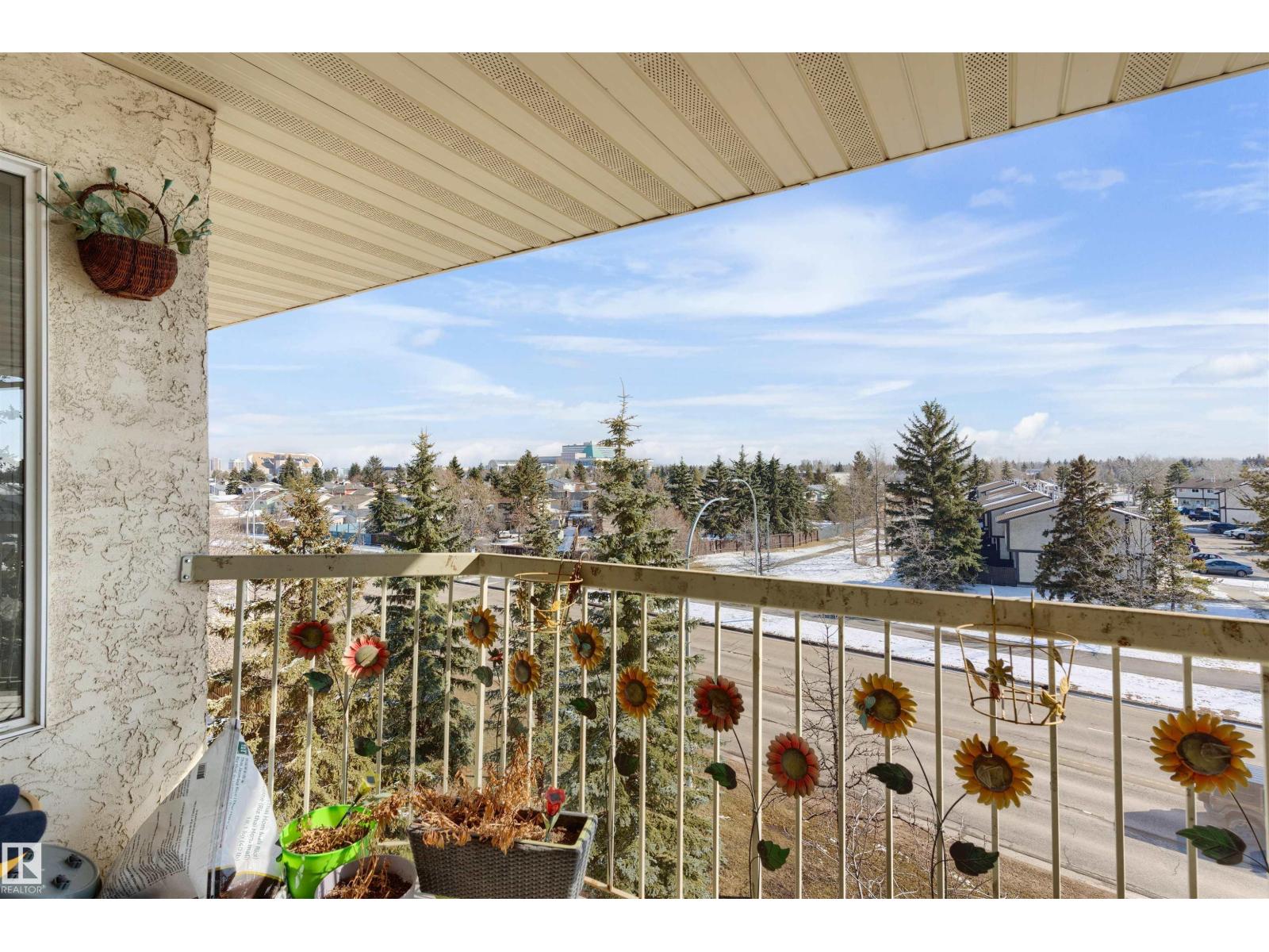#403 18020 95 AV NW - 27