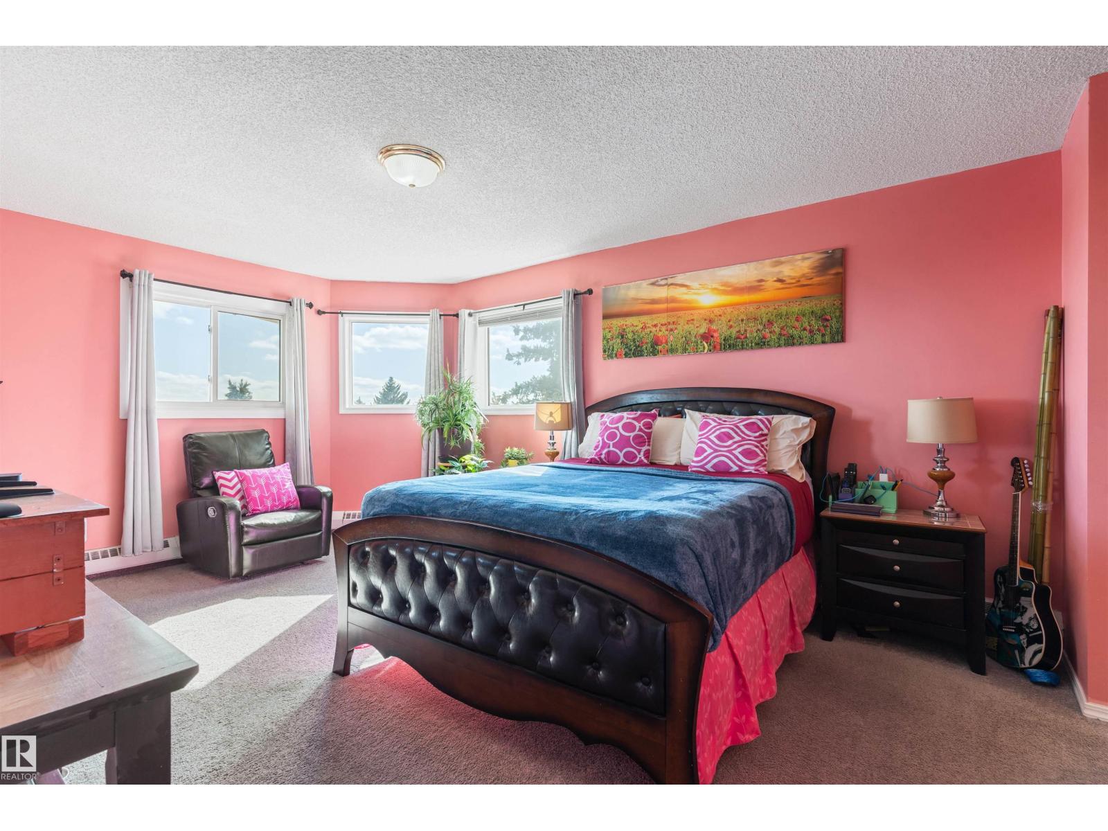 #403 18020 95 AV NW - 17