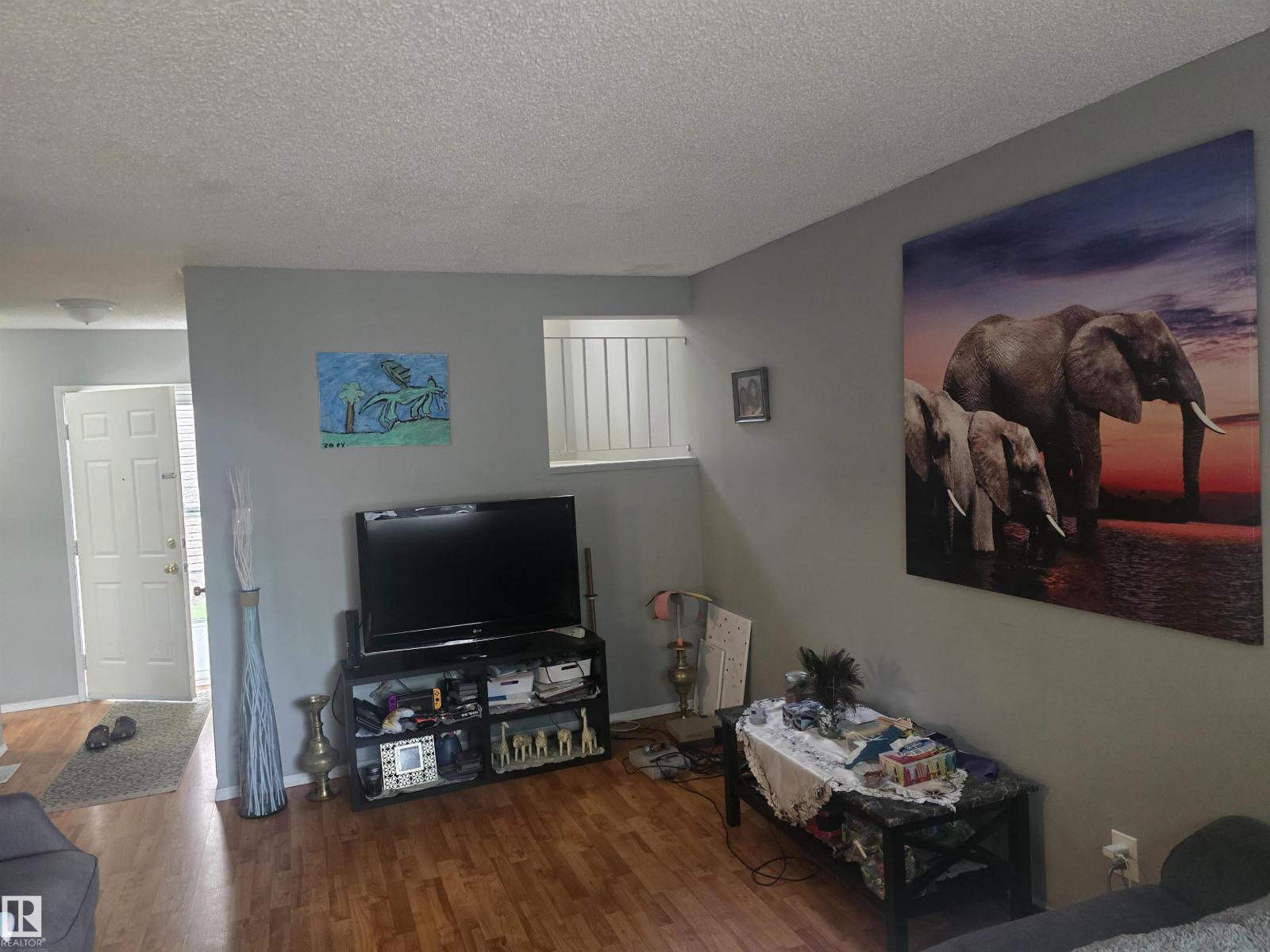 2554 79 ST NW - 3