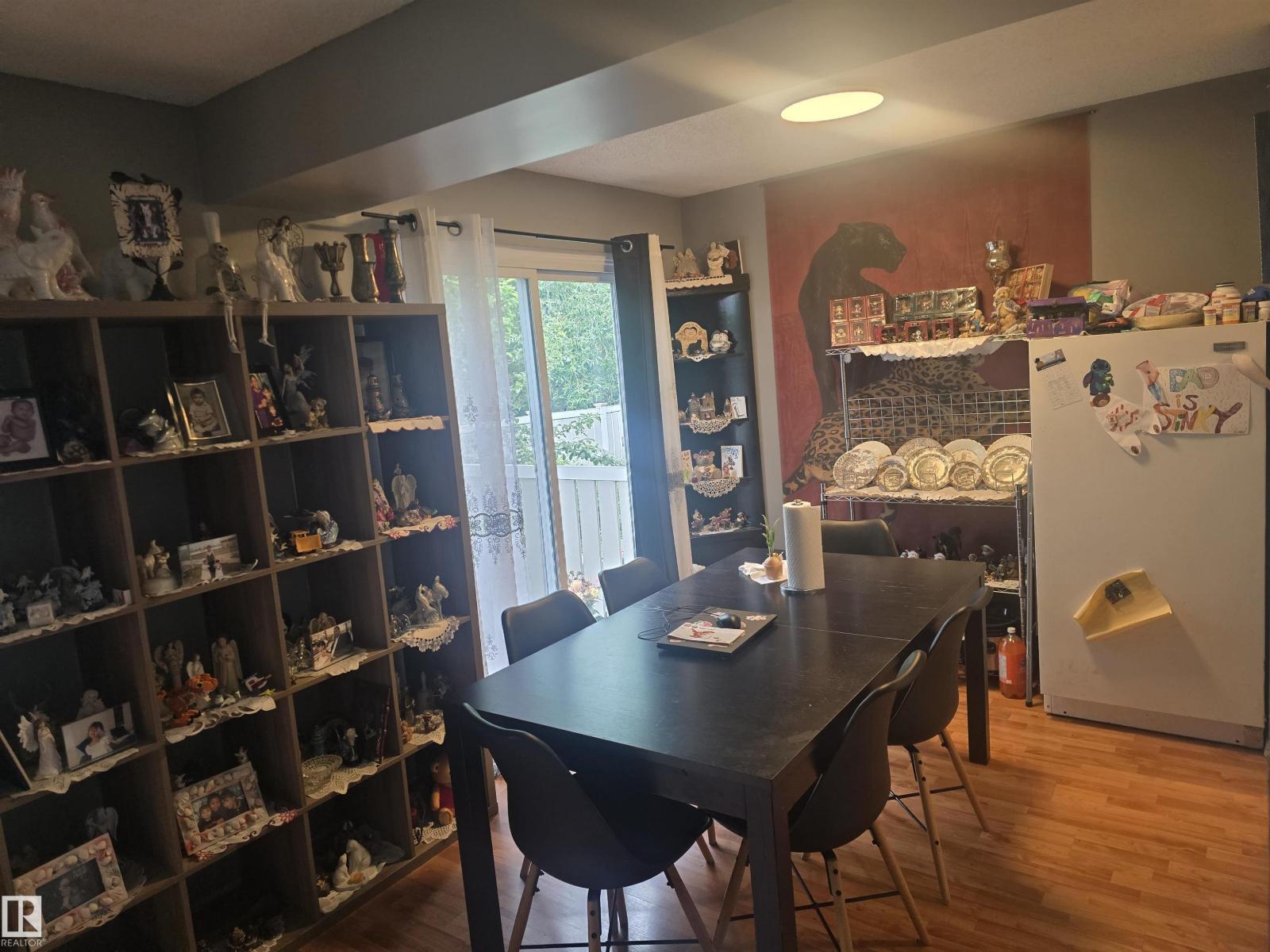 2554 79 ST NW - 5