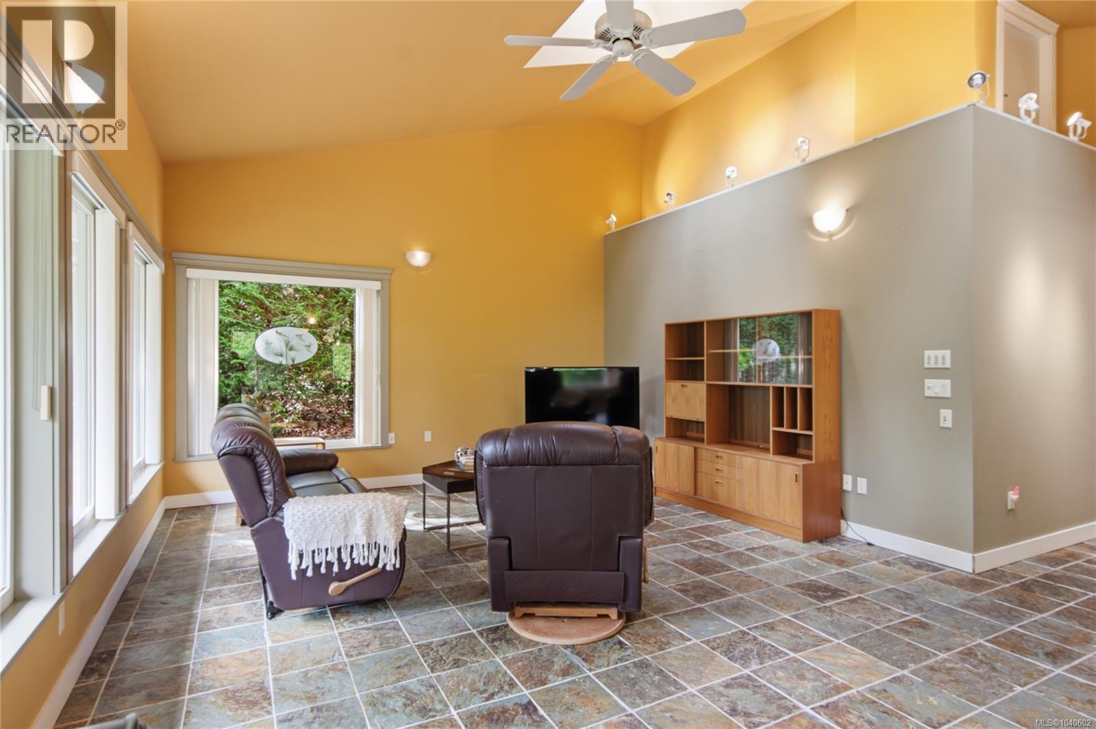 7905 Plumper Way - 4