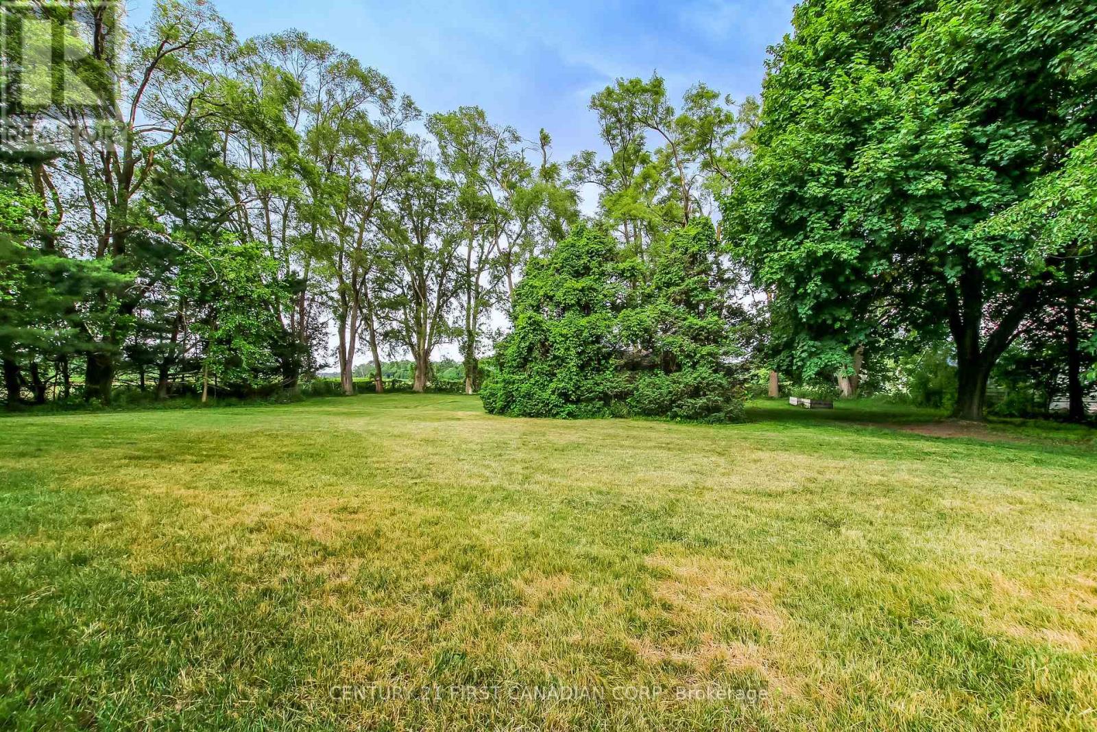 6892 CENTURY DRIVE - 26