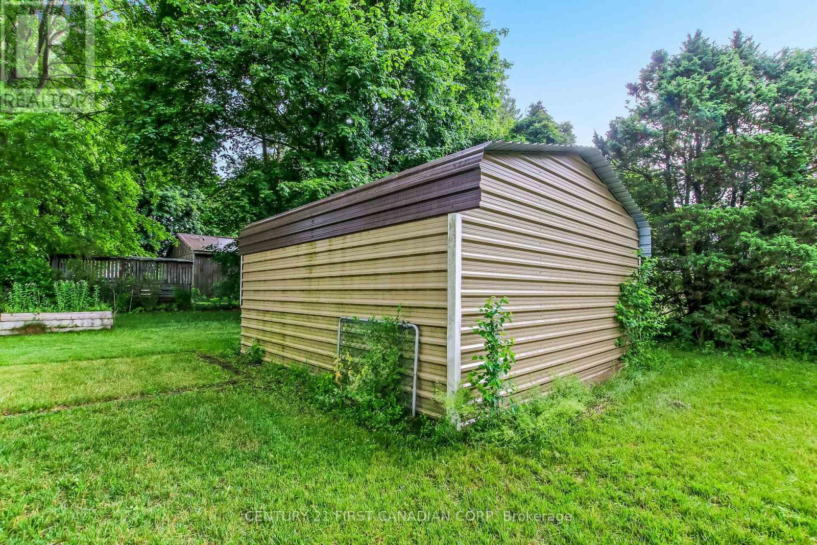 6892 CENTURY DRIVE - 28