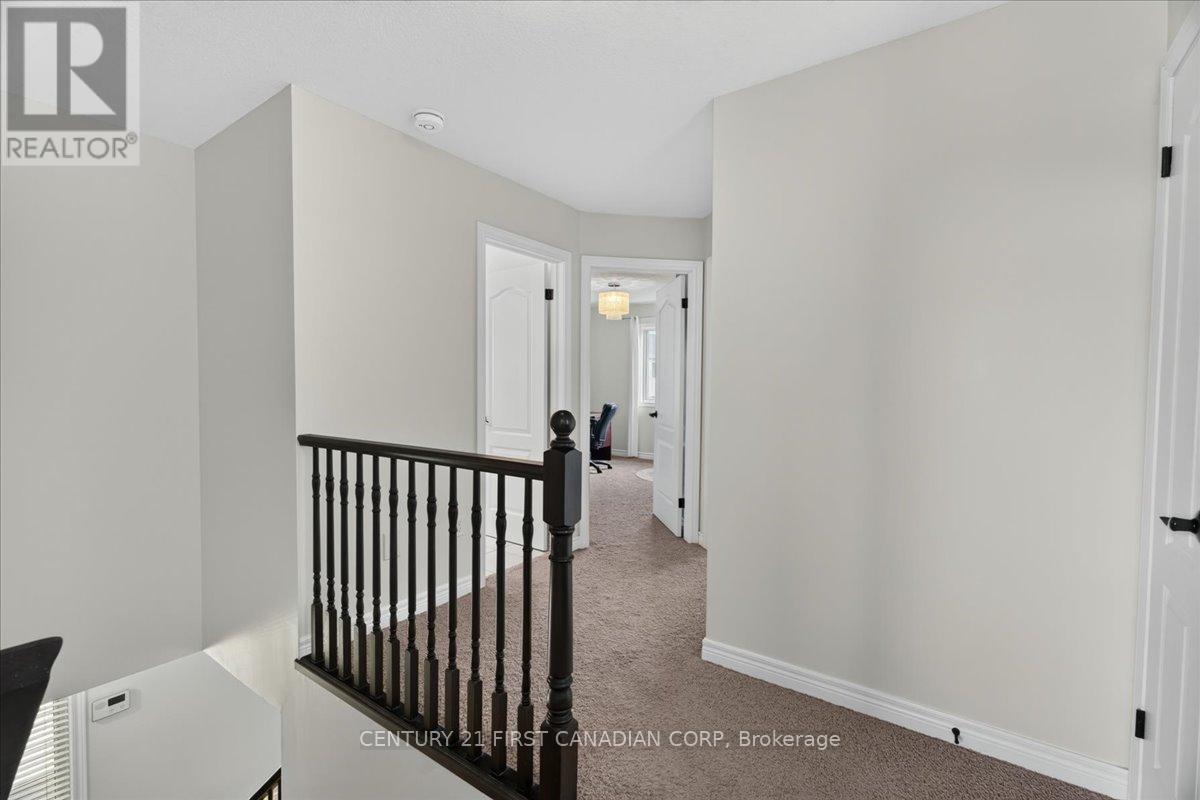 6828 VALLAS CIRCLE - 25