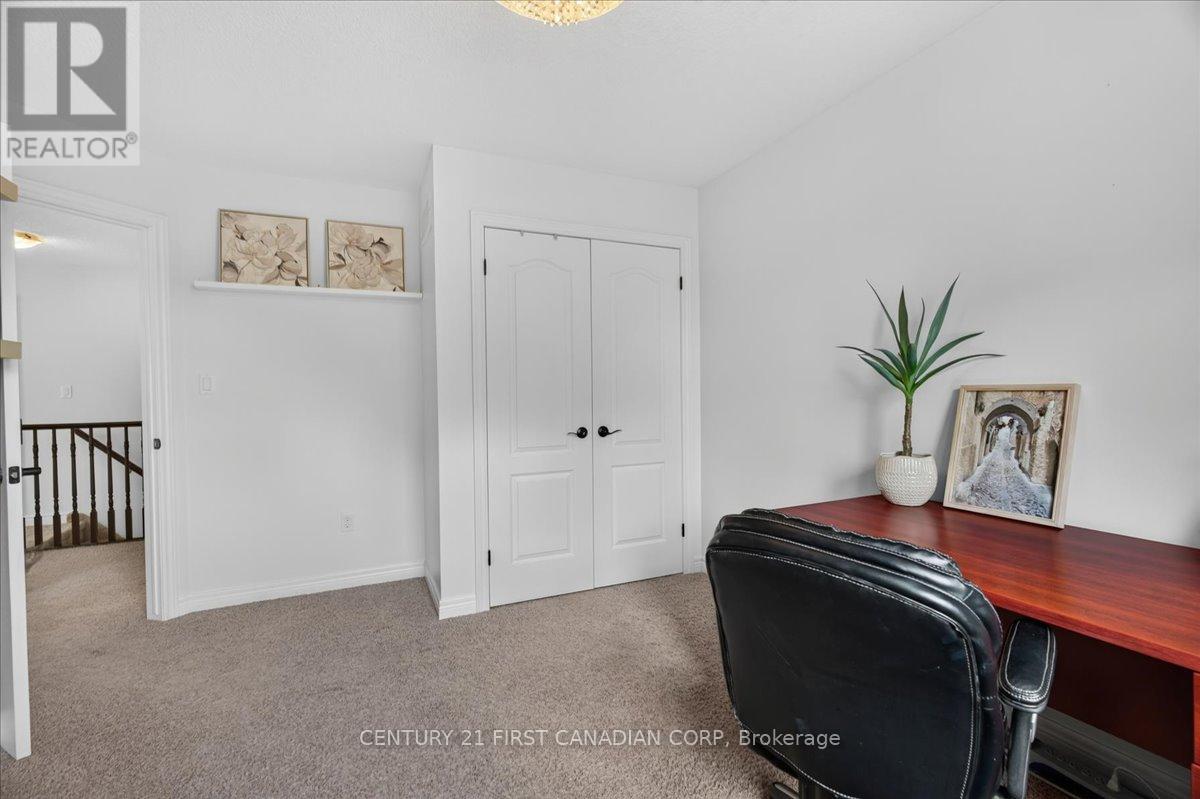 6828 VALLAS CIRCLE - 30