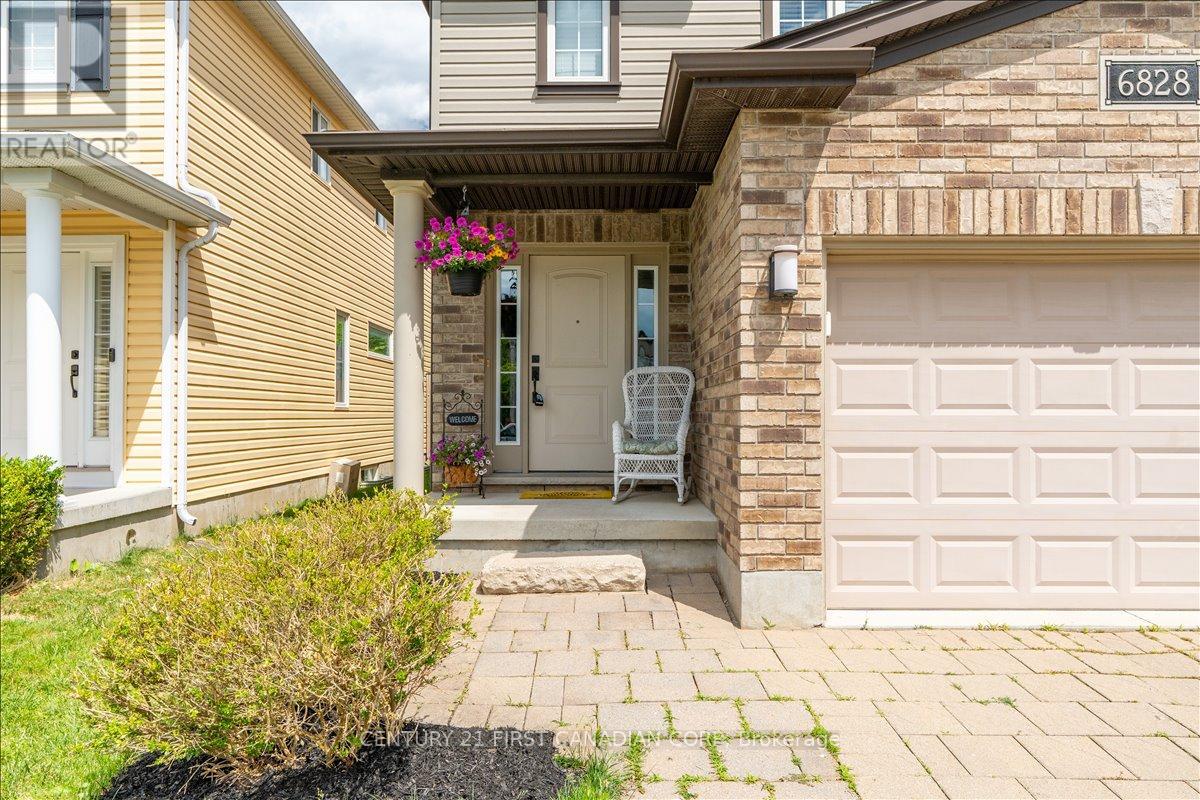 6828 VALLAS CIRCLE - 4