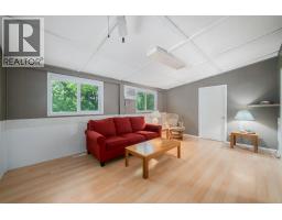 9 2445 Old Okanagan Highway, West Kelowna