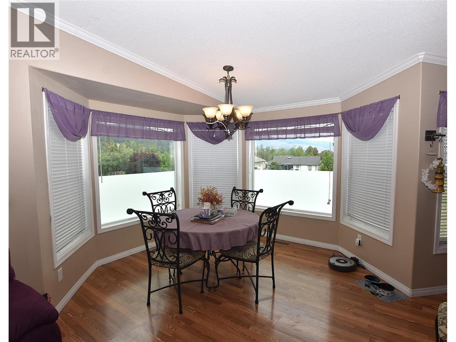 635 636 Osprey Avenue - 11